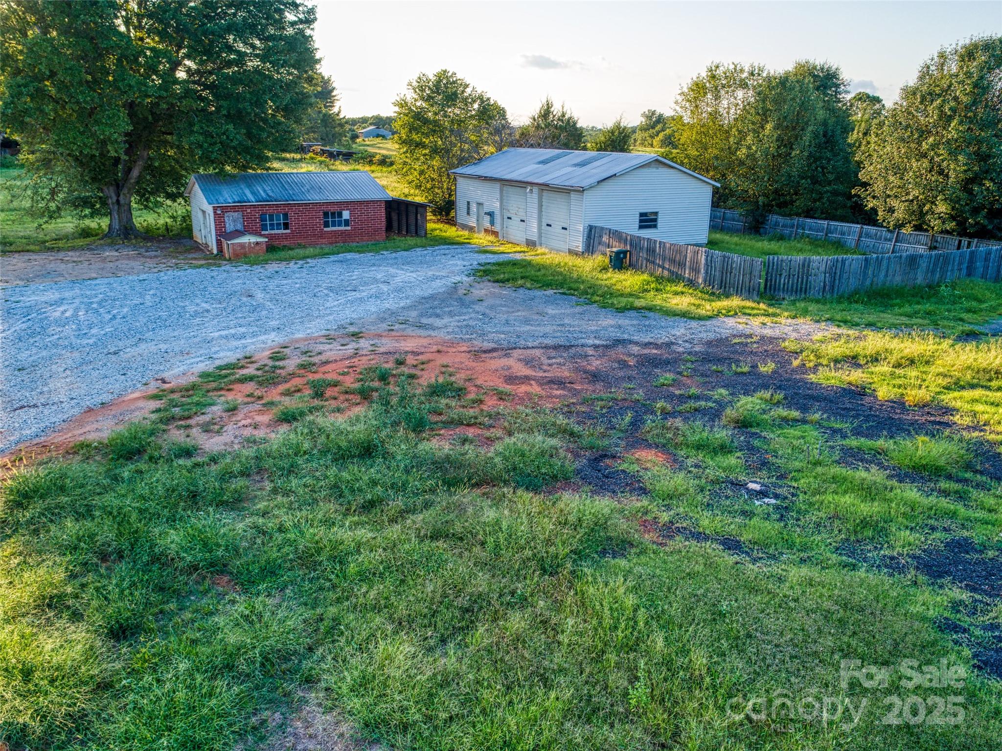 690 River Highway 3 Property Photo 1