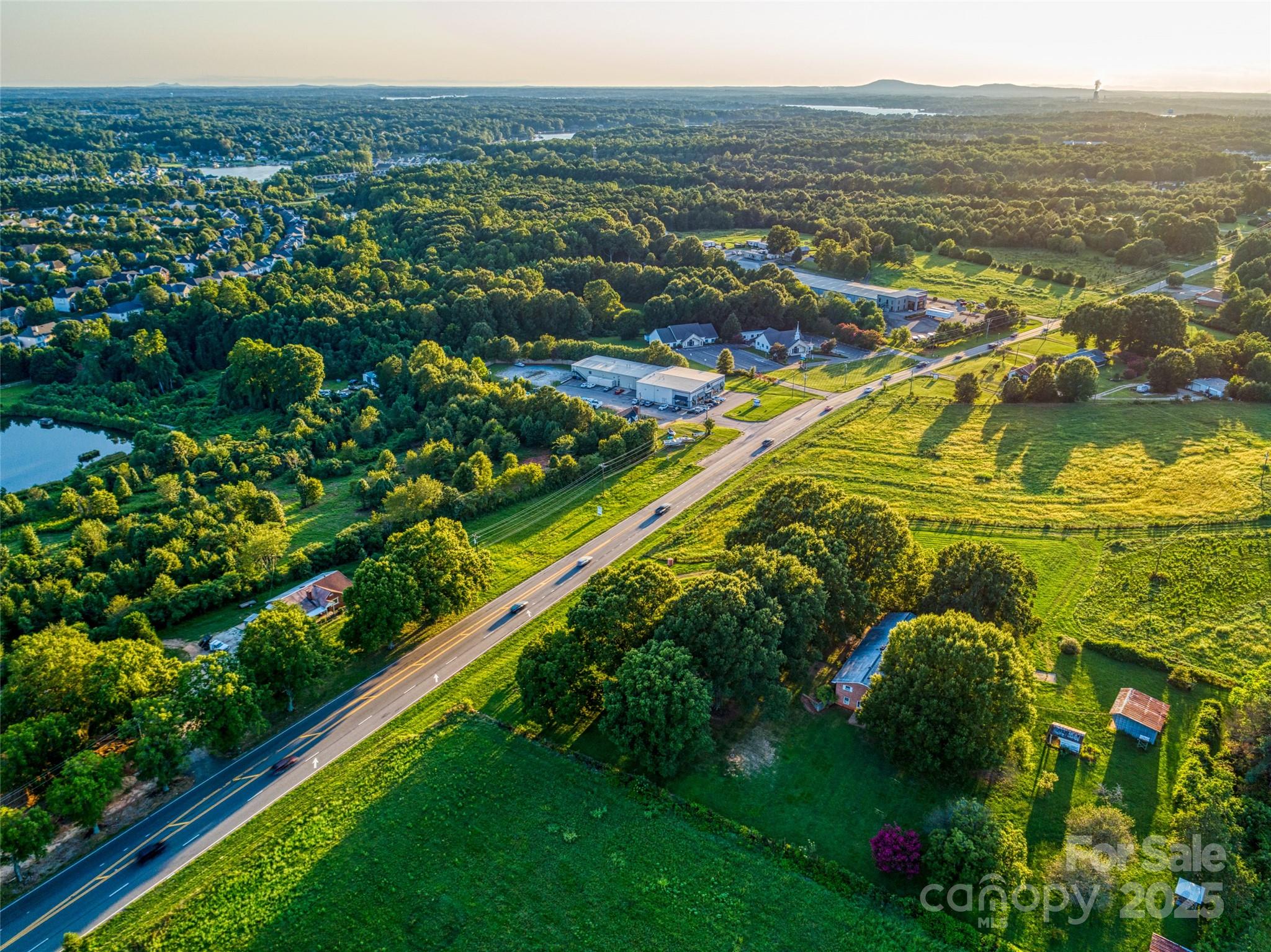 690 River Highway 3 Property Photo 10