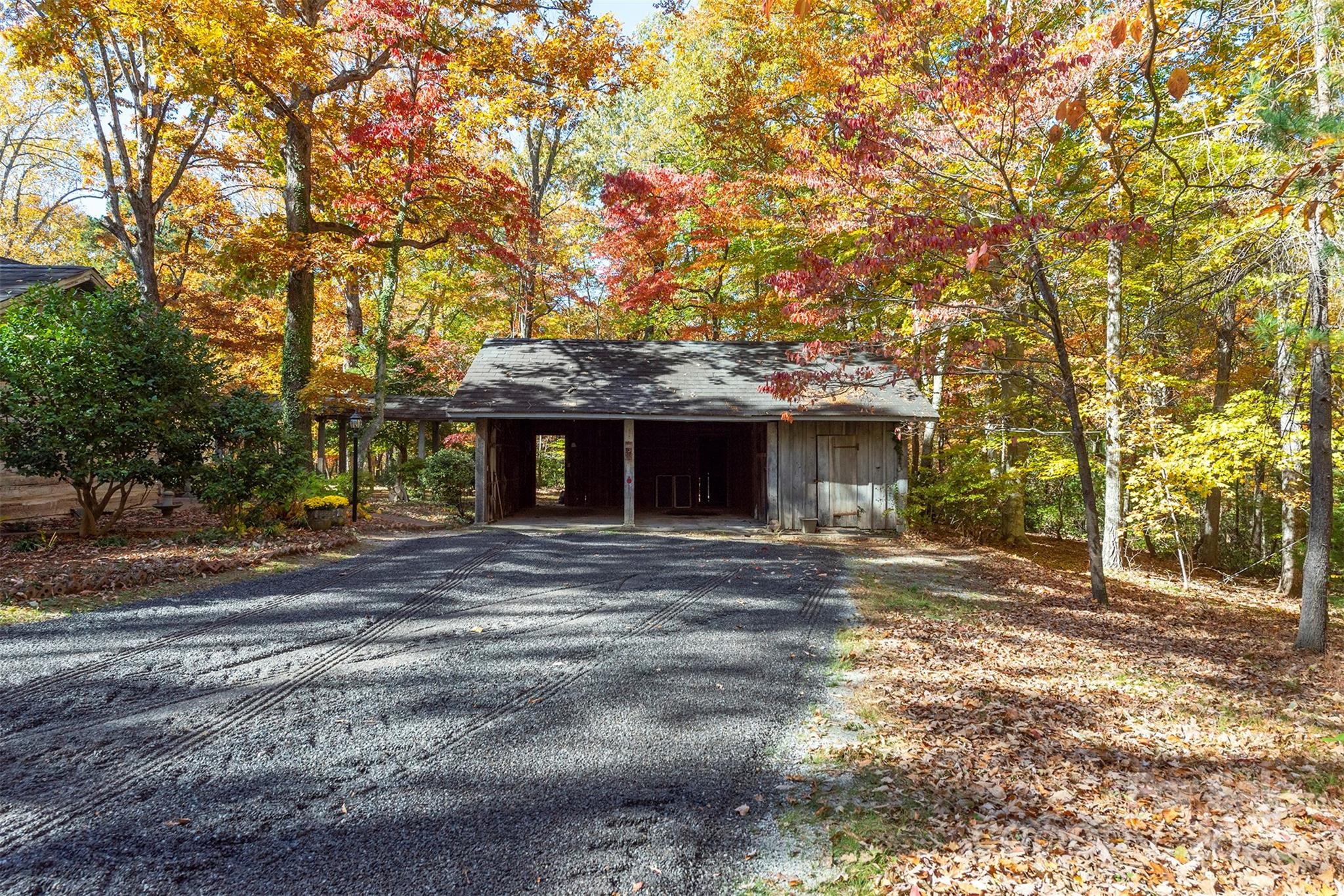 102 Weaver Mill Road Property Photo 38
