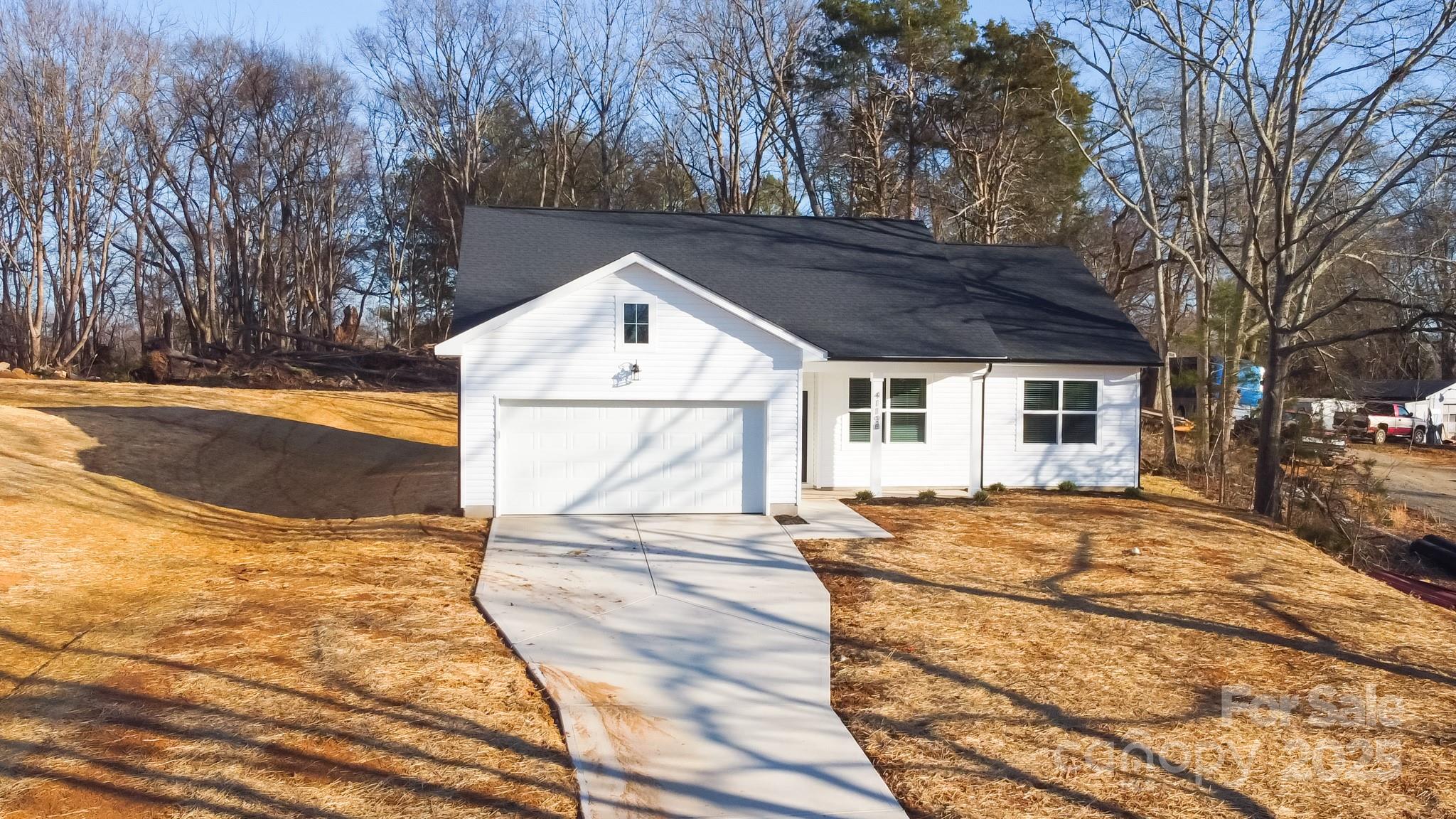 4119 Pebblebrook Circle Property Photo