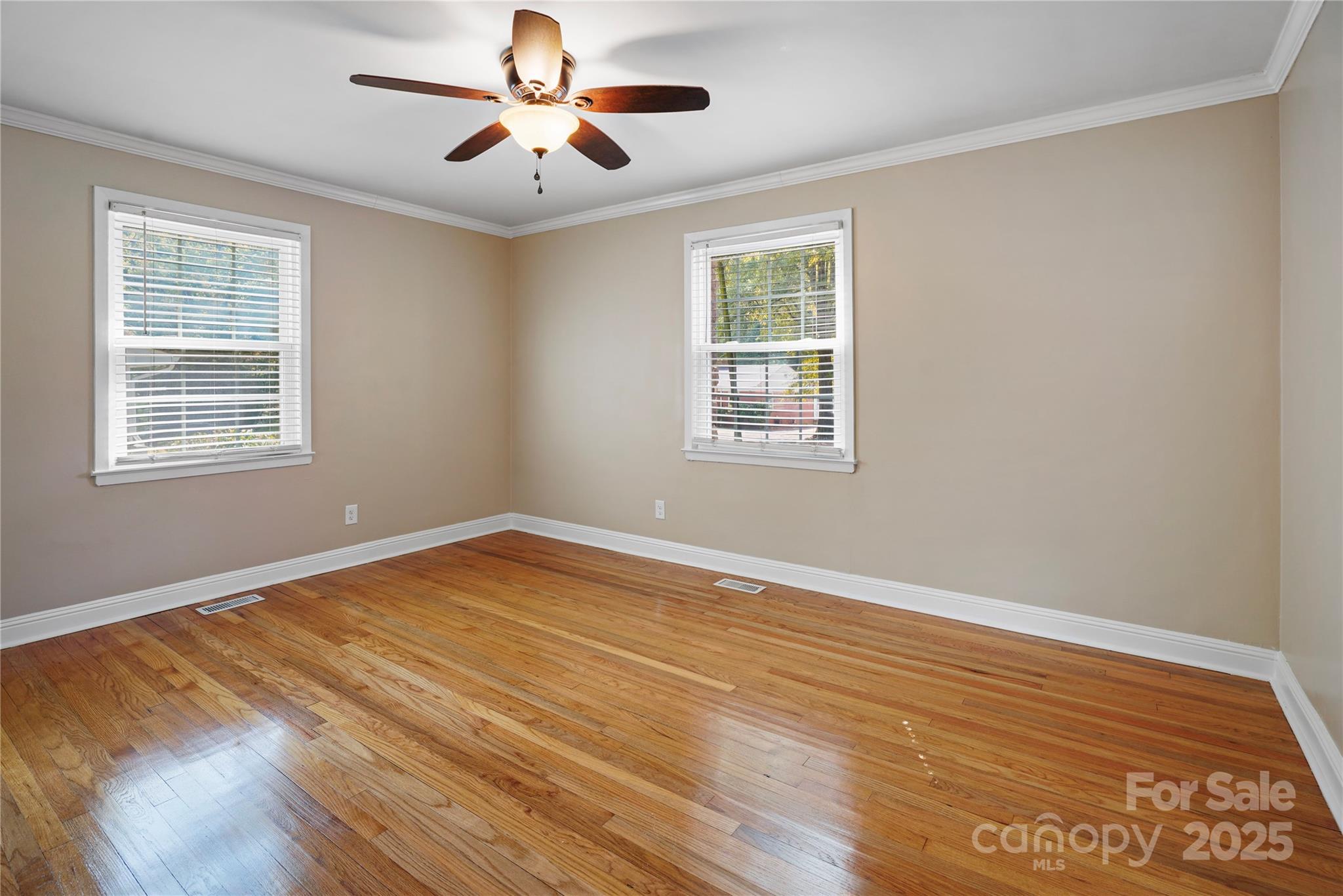 2830 Royston Road Property Photo 26