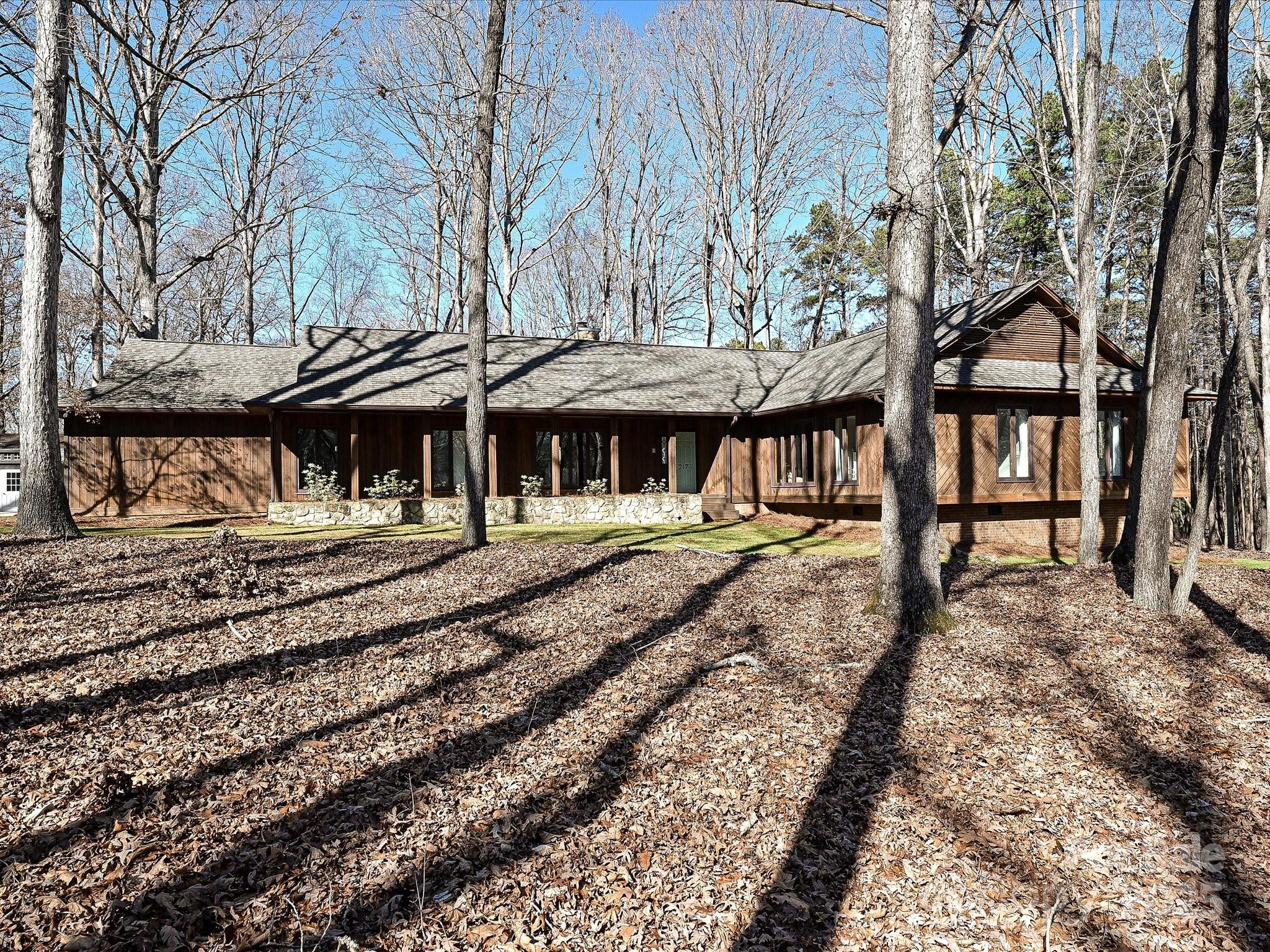 217 Wellington Drive Property Photo