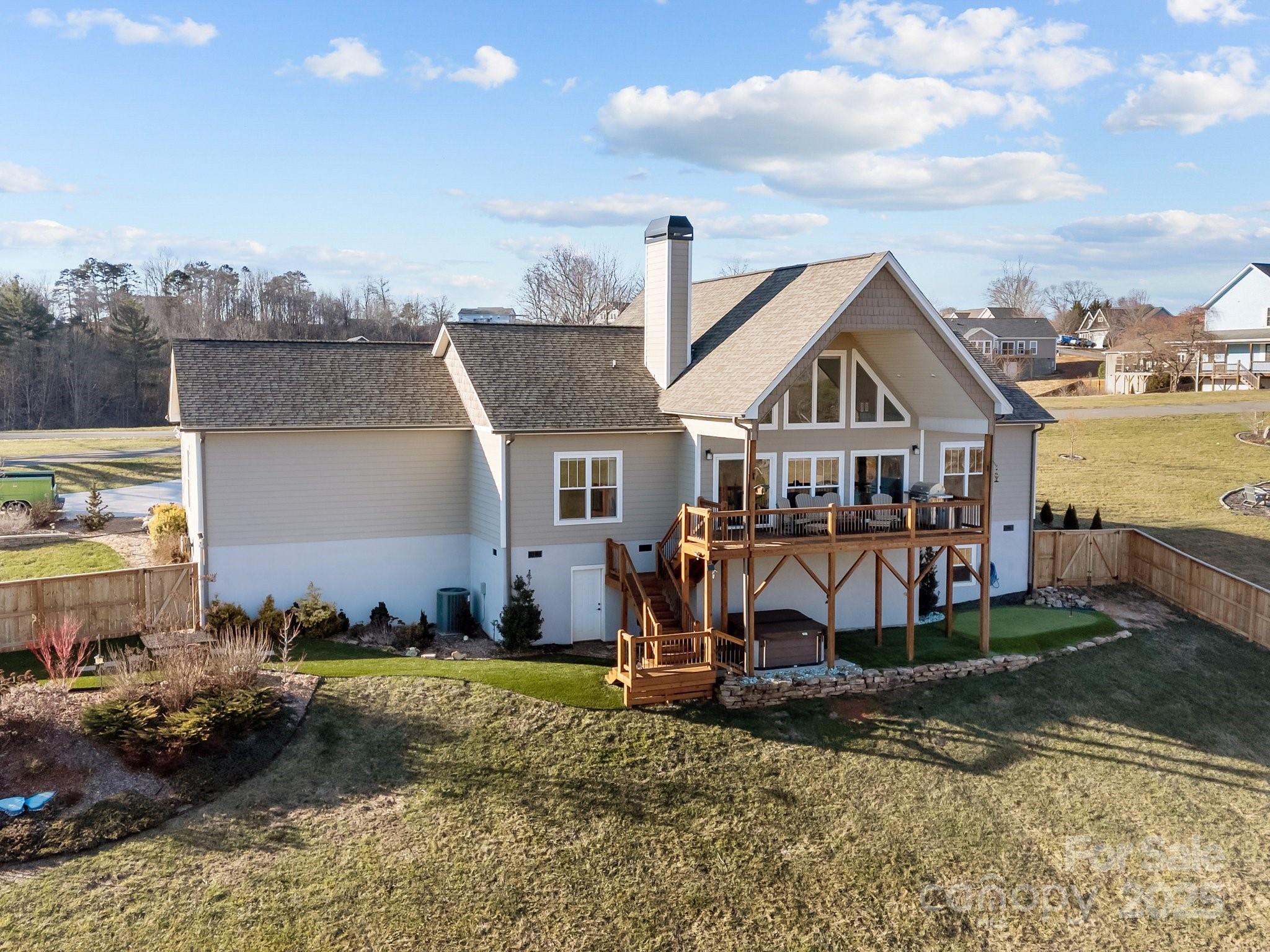 16 Enchanted Oak Lane Property Photo