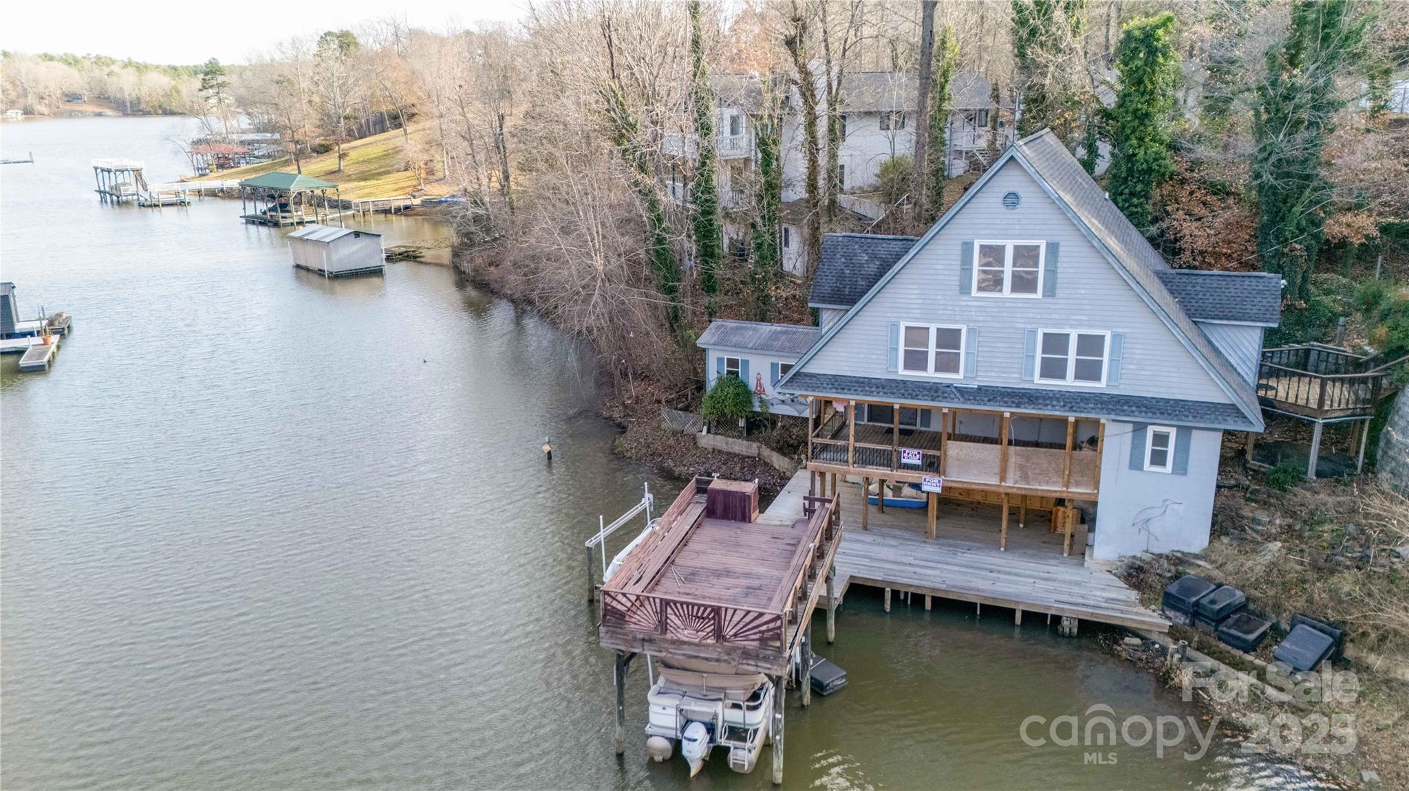 5212 Bay Road Property Photo 2