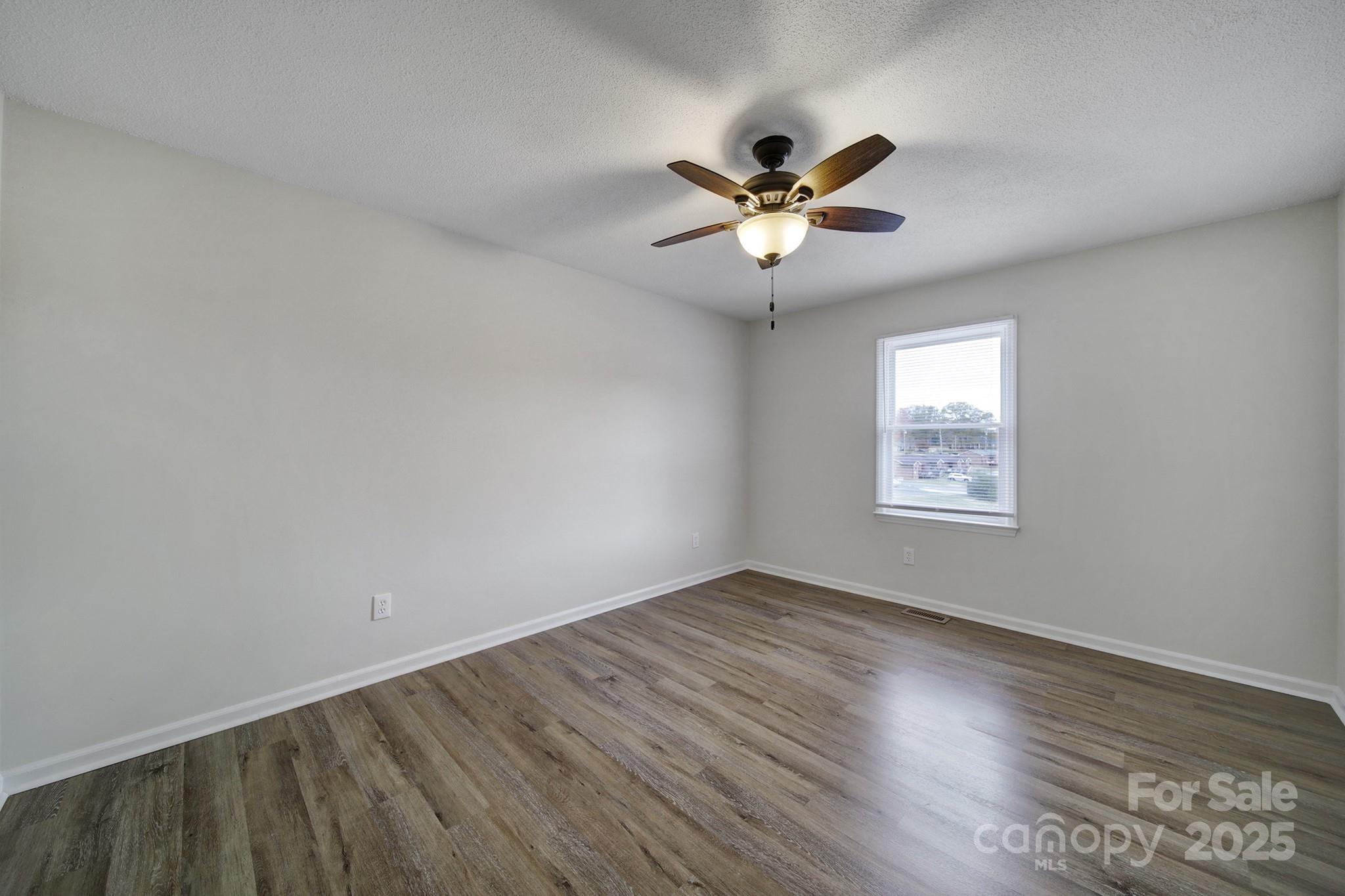 438 Stoneycreek Lane Property Photo 13