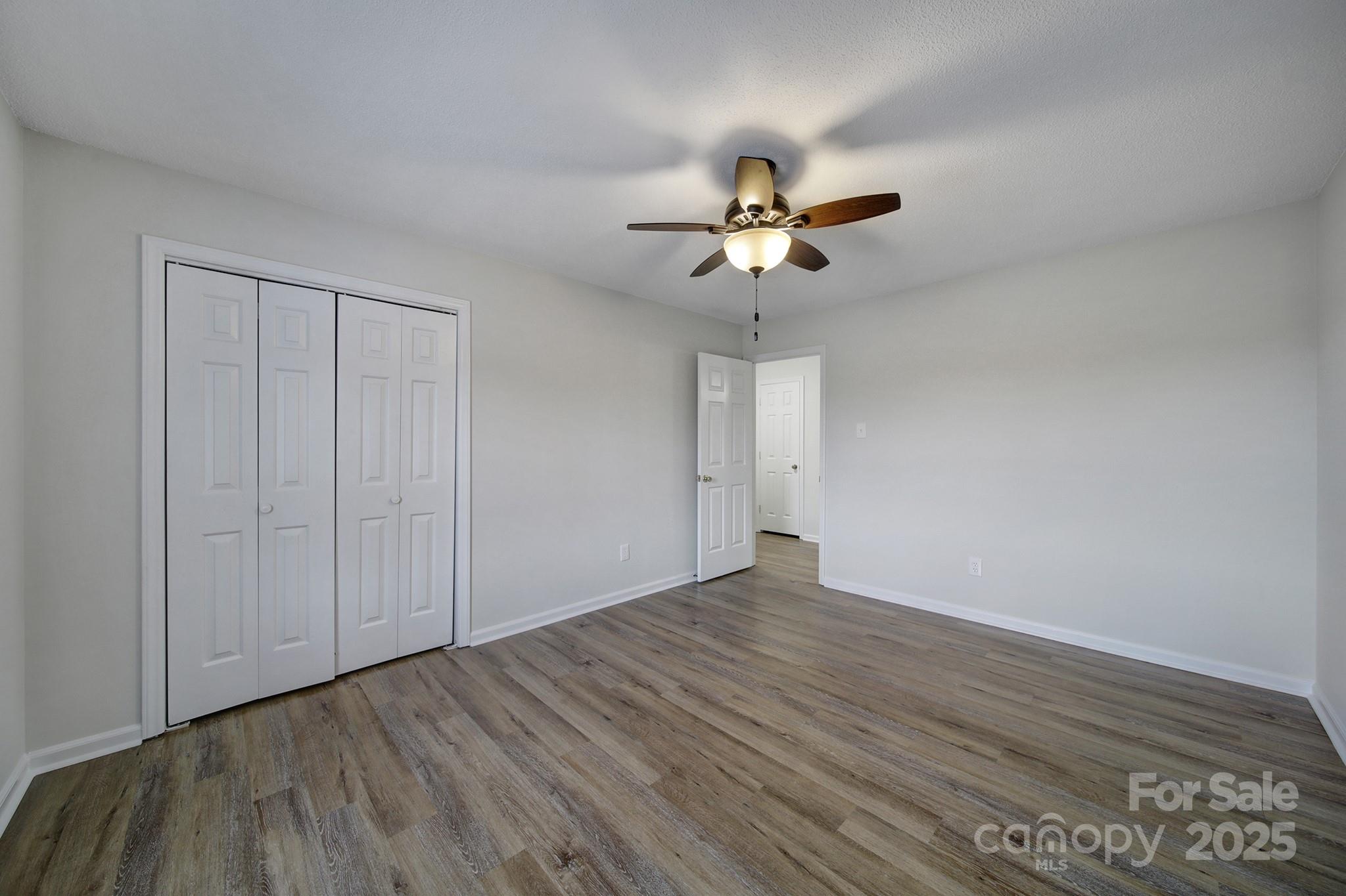 438 Stoneycreek Lane Property Photo 14
