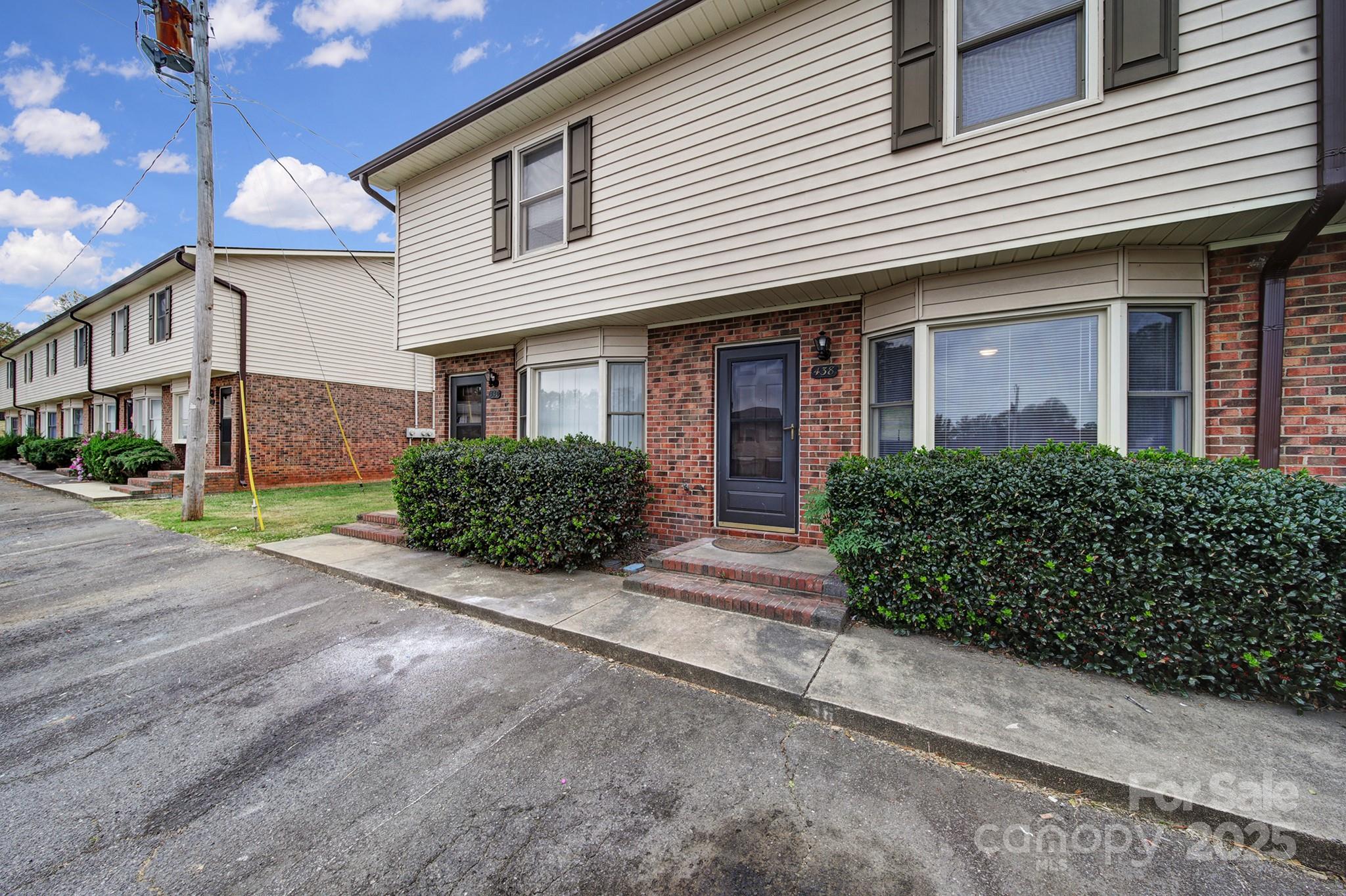 438 Stoneycreek Lane Property Photo 18