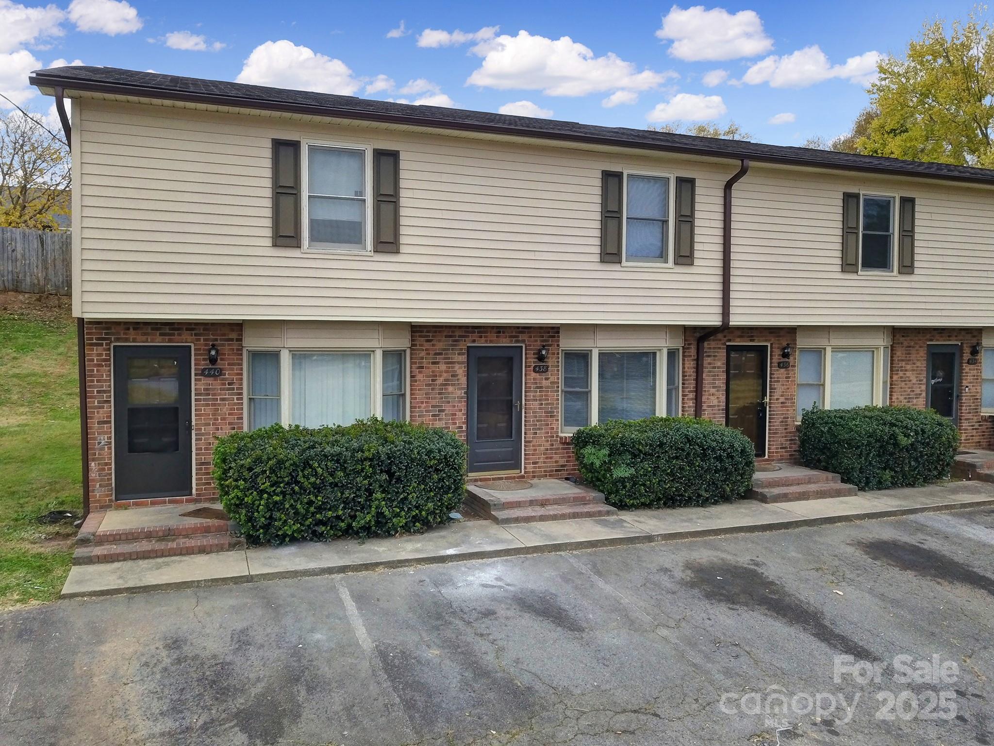 438 Stoneycreek Lane Property Photo 19