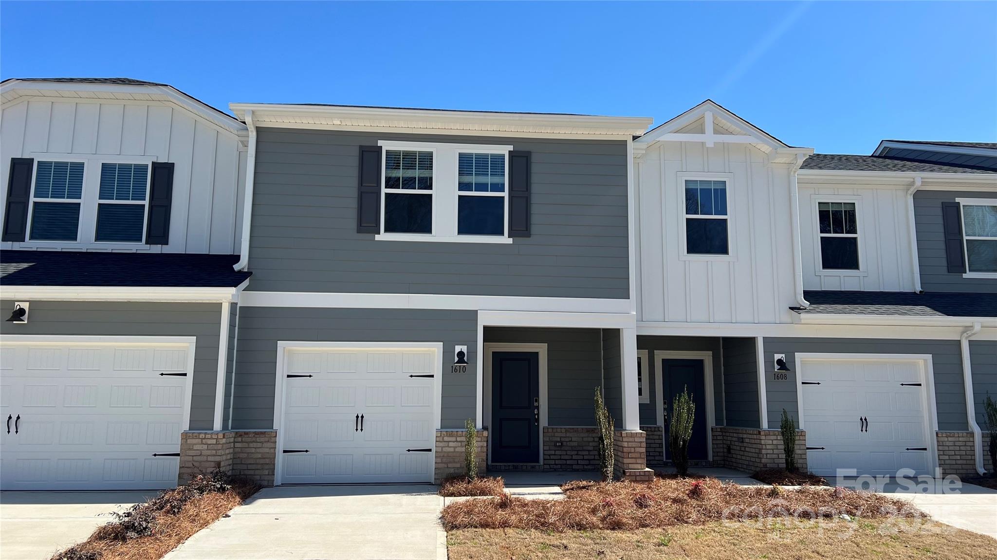 1610 Village Grove Lane Property Photo