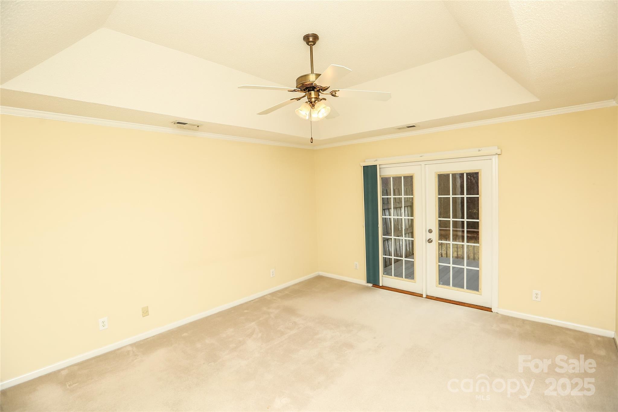 730 Hidden Creek Circle Property Photo 10