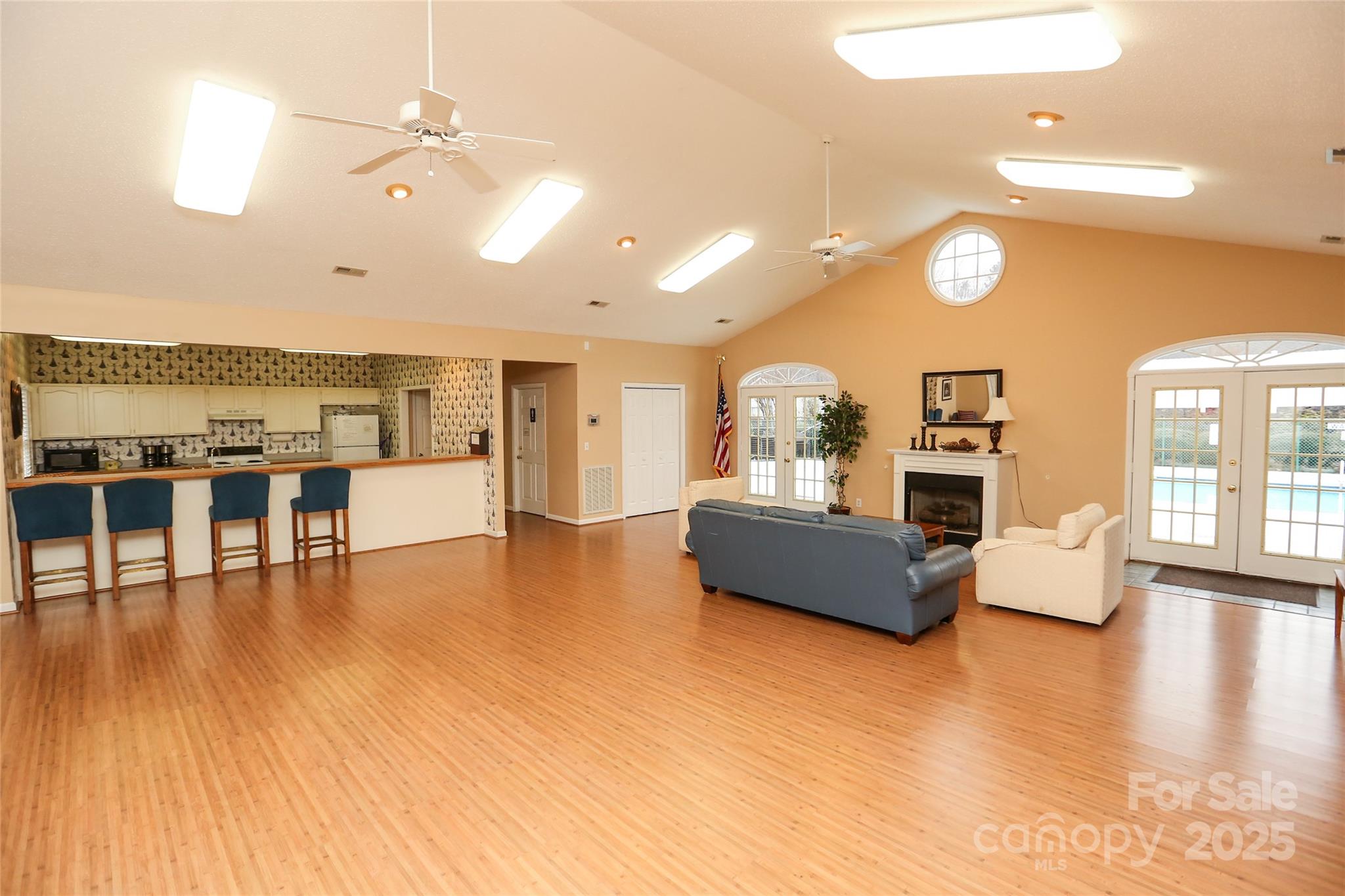 730 Hidden Creek Circle Property Photo 22