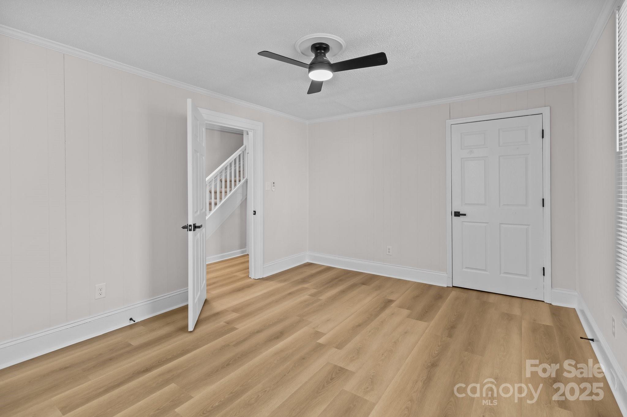 1004 N Salisbury Avenue Property Photo 17