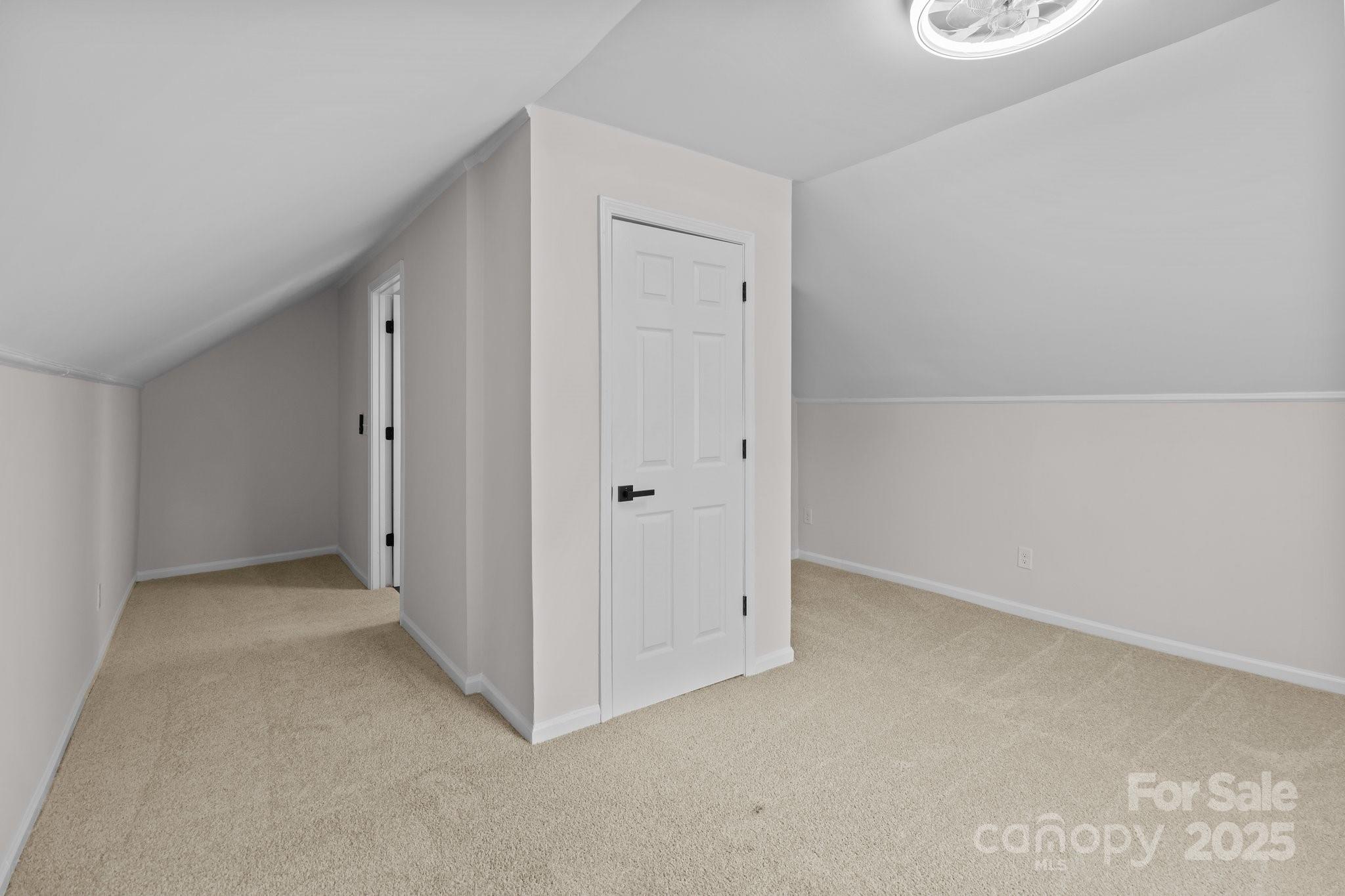 1004 N Salisbury Avenue Property Photo 24