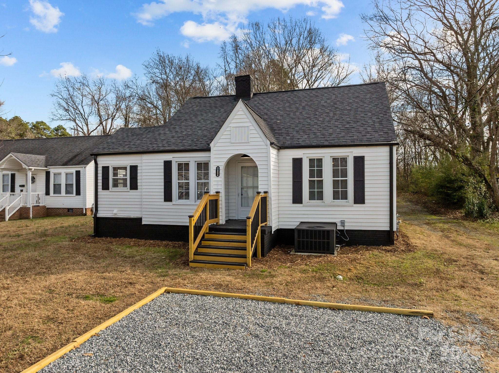 1004 N Salisbury Avenue Property Photo 27