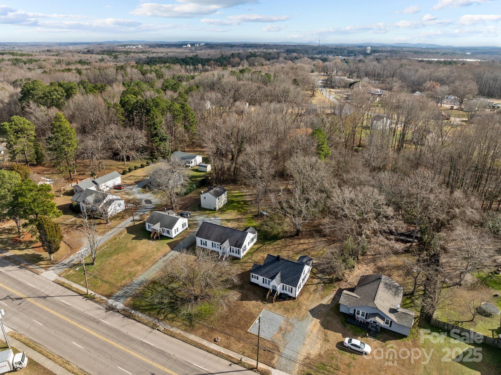1004 N Salisbury Avenue Property Photo 34