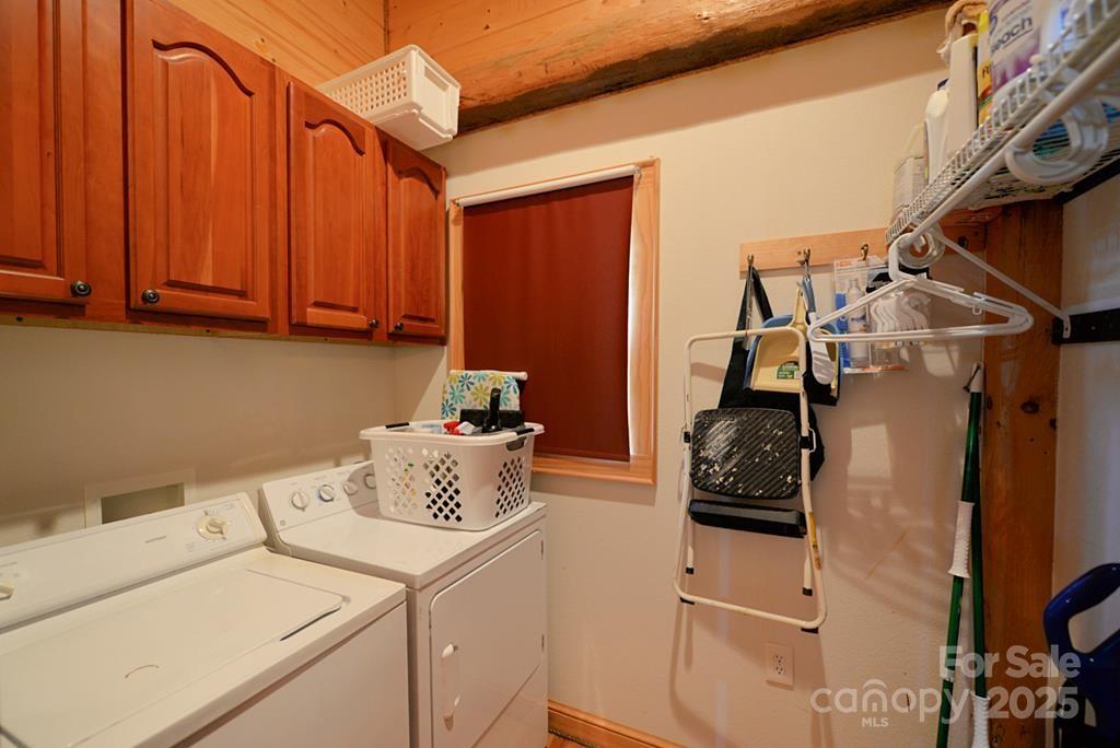 111 Living Good Lane Property Photo 33