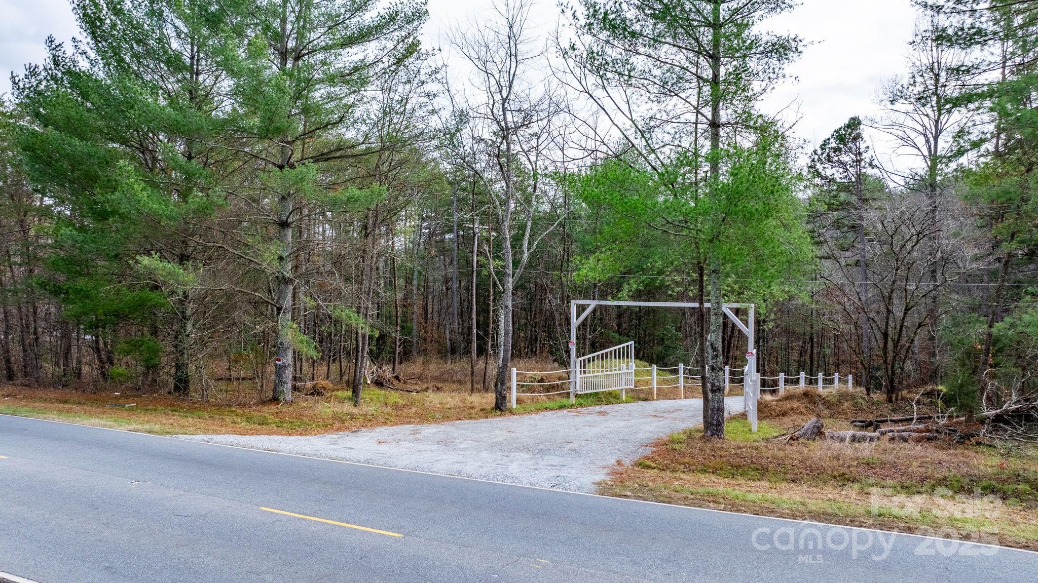 2910 Taylorsville Road Property Photo 3