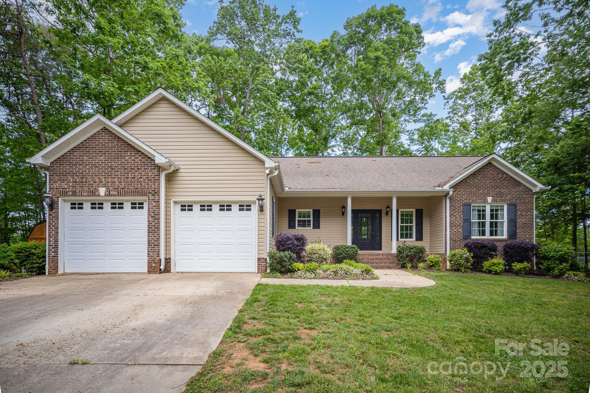 1313 Western Hills Lane Property Photo
