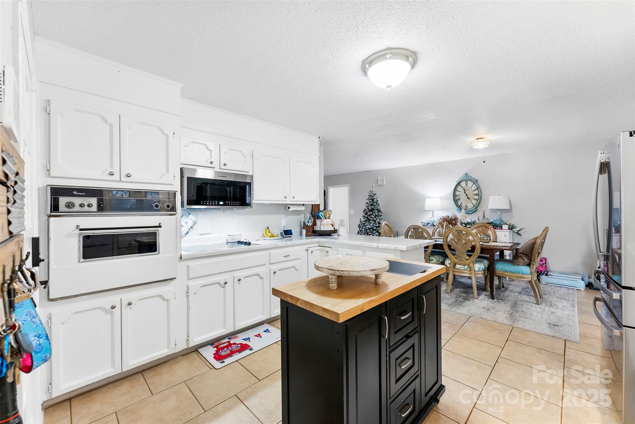 1535 Rolling Meadow Lane Property Photo 14