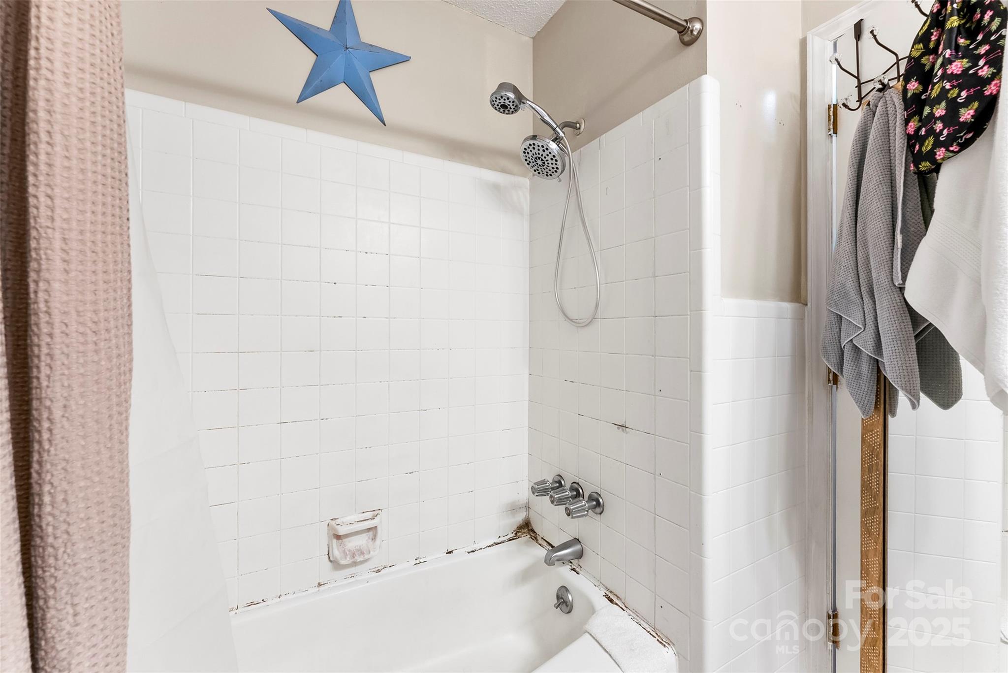 1535 Rolling Meadow Lane Property Photo 21