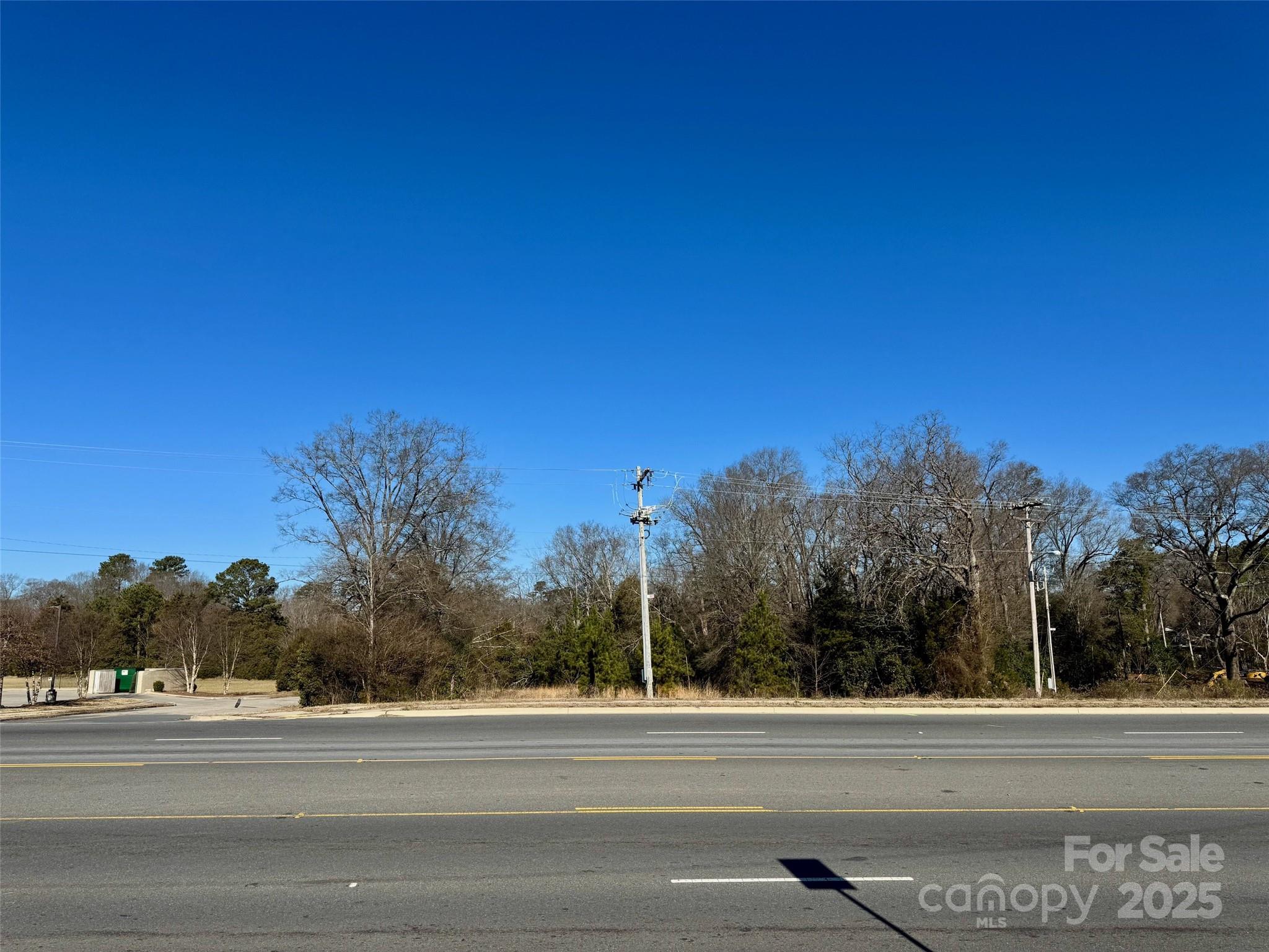 1343 Christopher Circle Property Photo 2