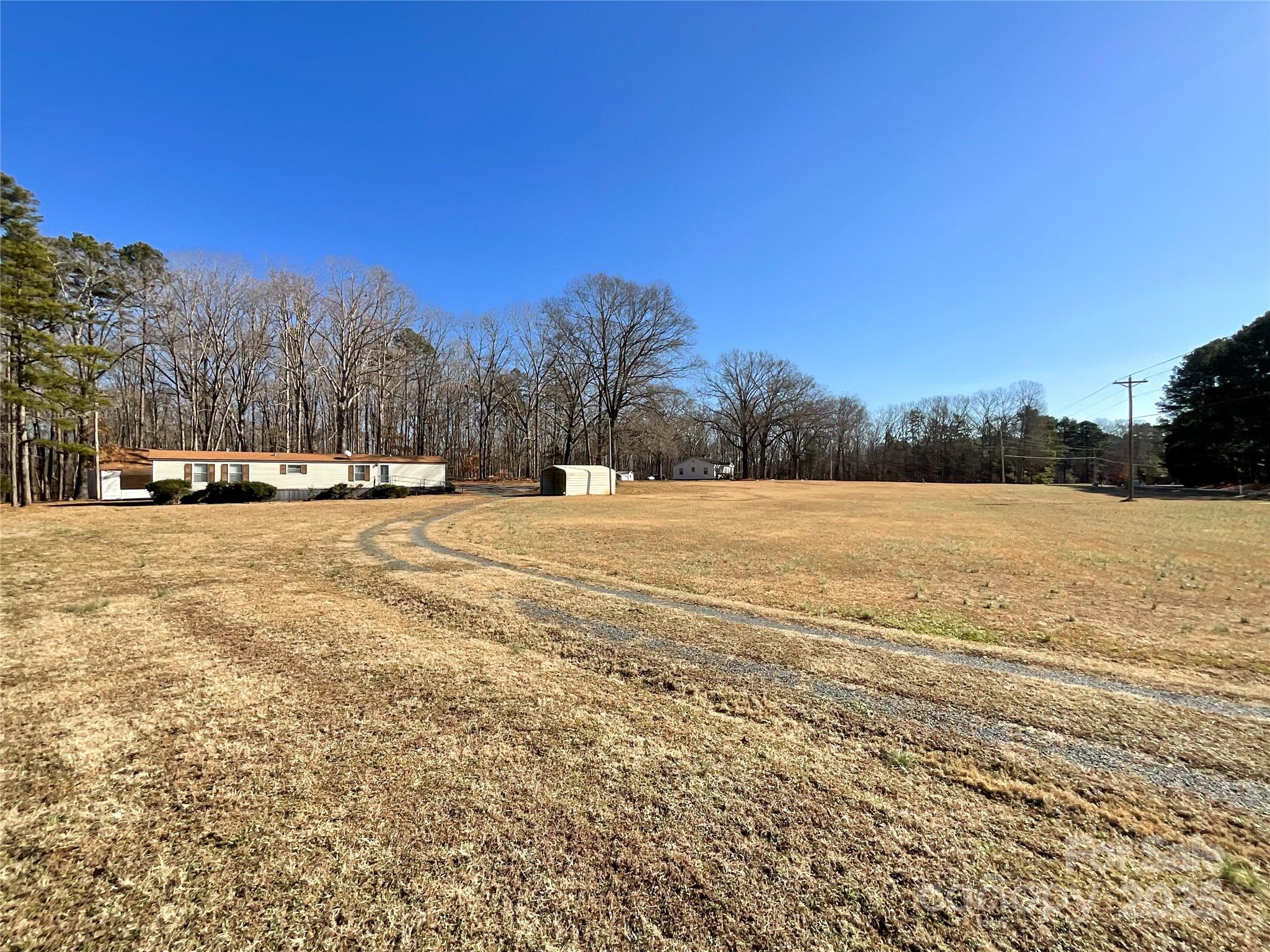 3009 Forest Lawn Drive Property Photo 8