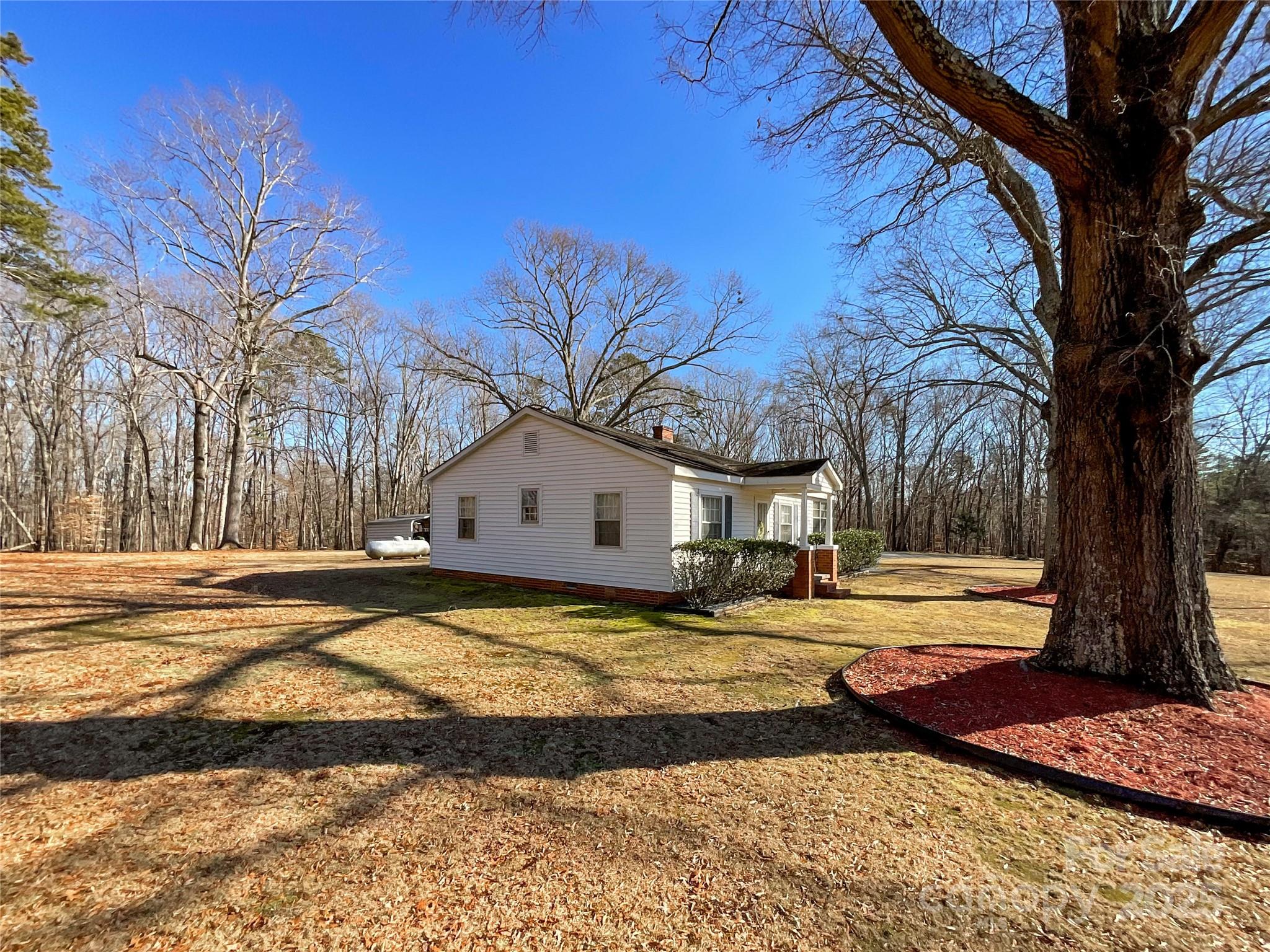 3009 Forest Lawn Drive Property Photo 16