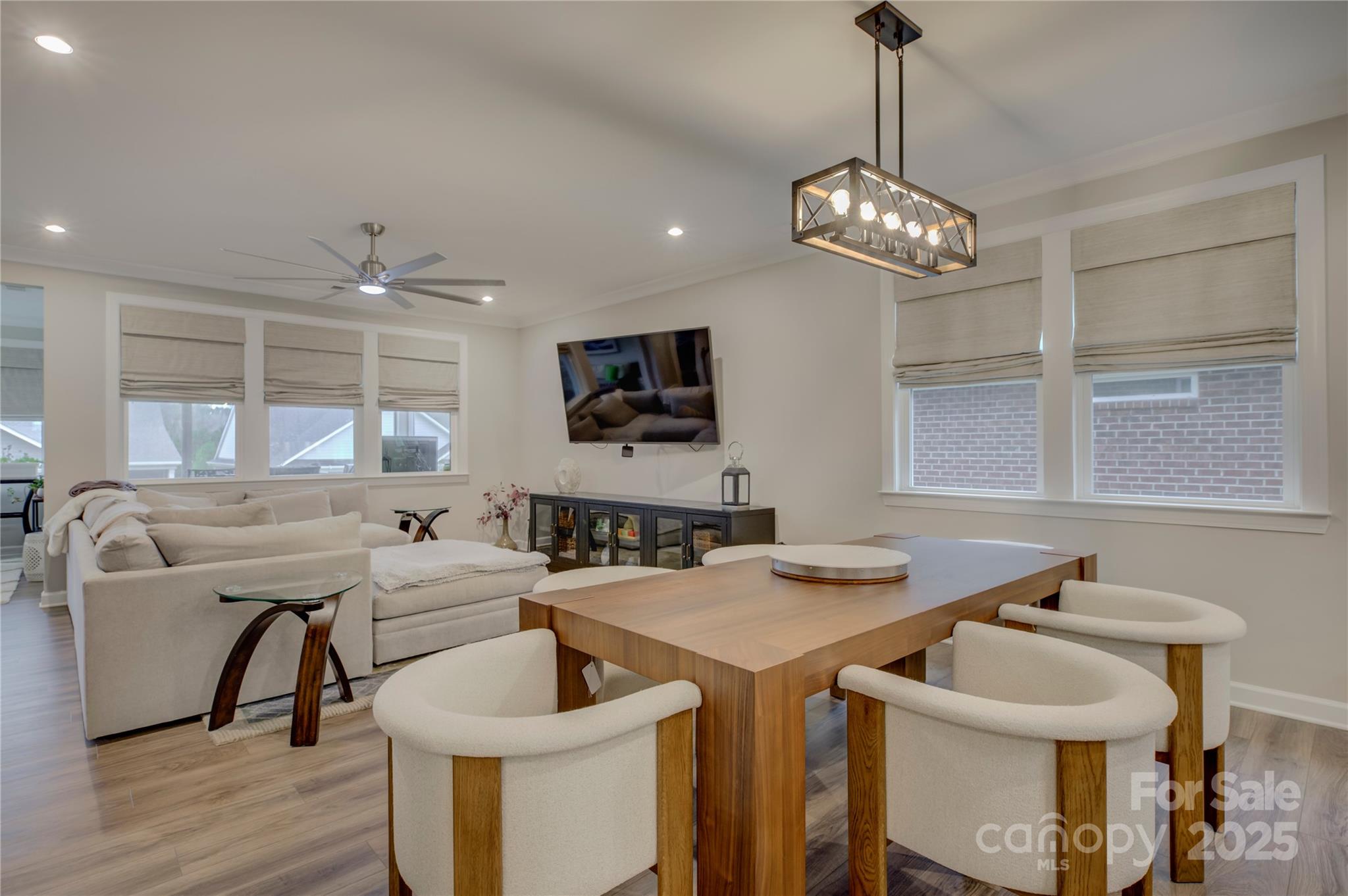 9515 Liberty Hill Drive Property Photo 14