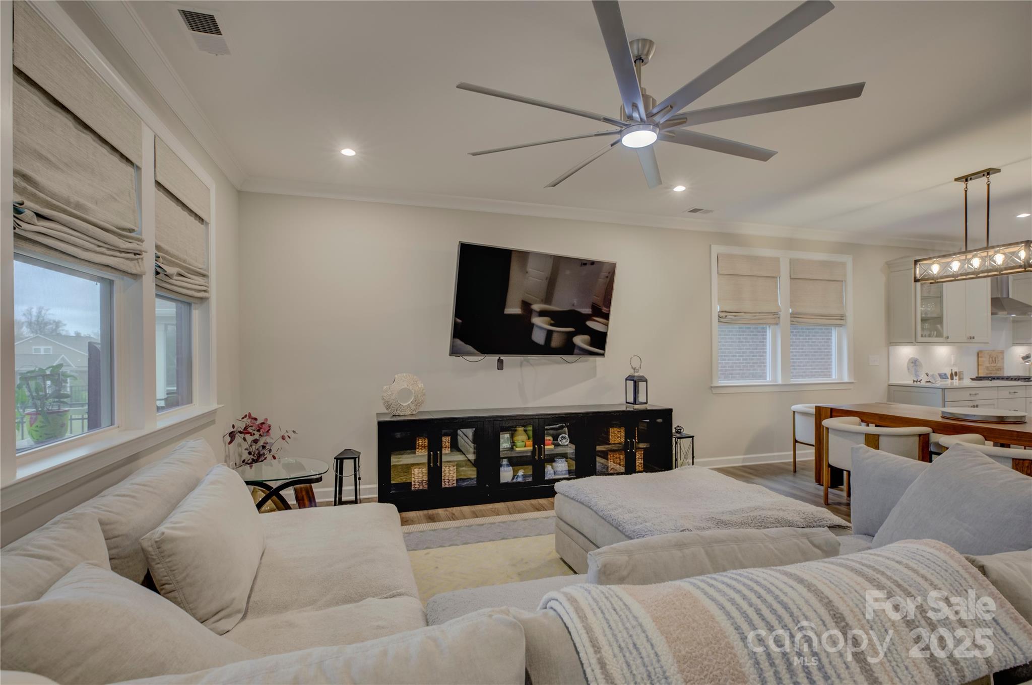 9515 Liberty Hill Drive Property Photo 21