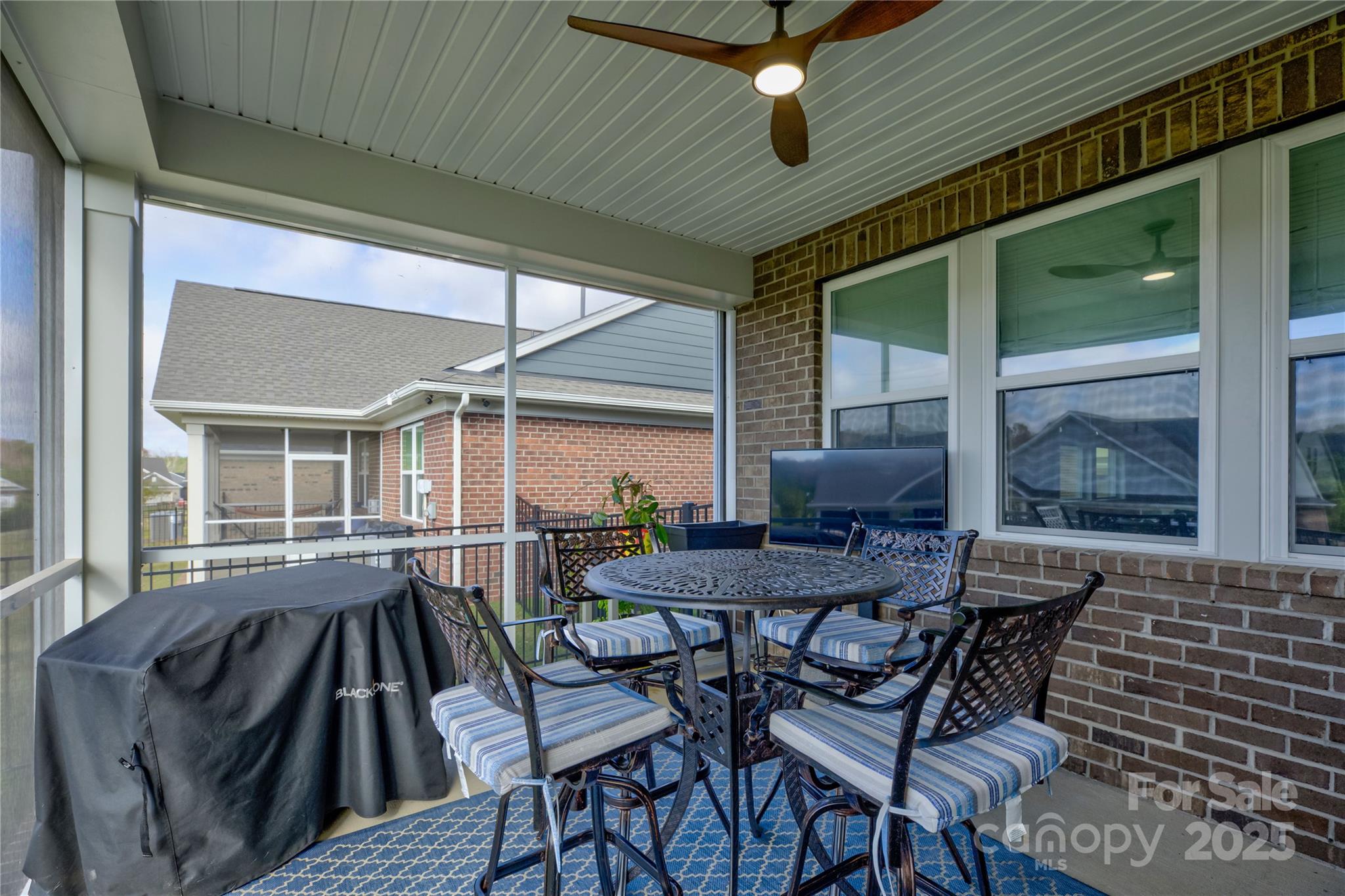 9515 Liberty Hill Drive Property Photo 25