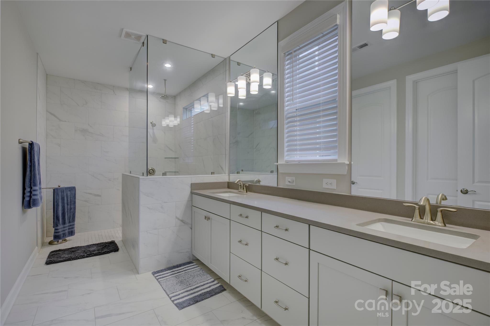 9515 Liberty Hill Drive Property Photo 32