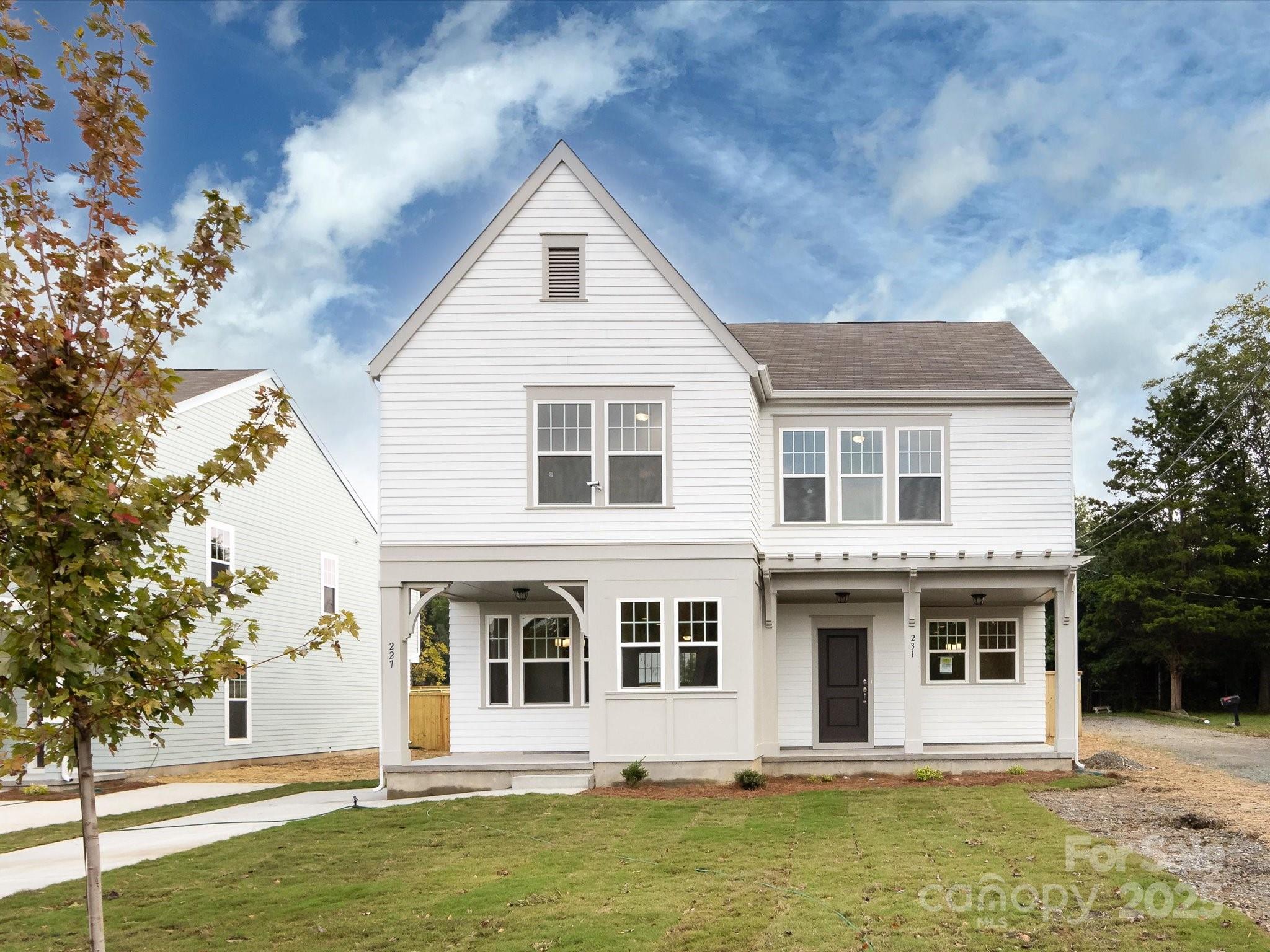 227 Hoskins Avenue Drive Property Photo
