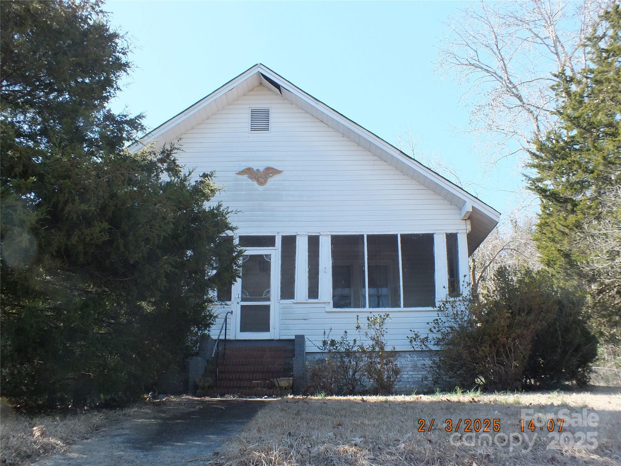 32 Pinecrest Avenue Property Photo