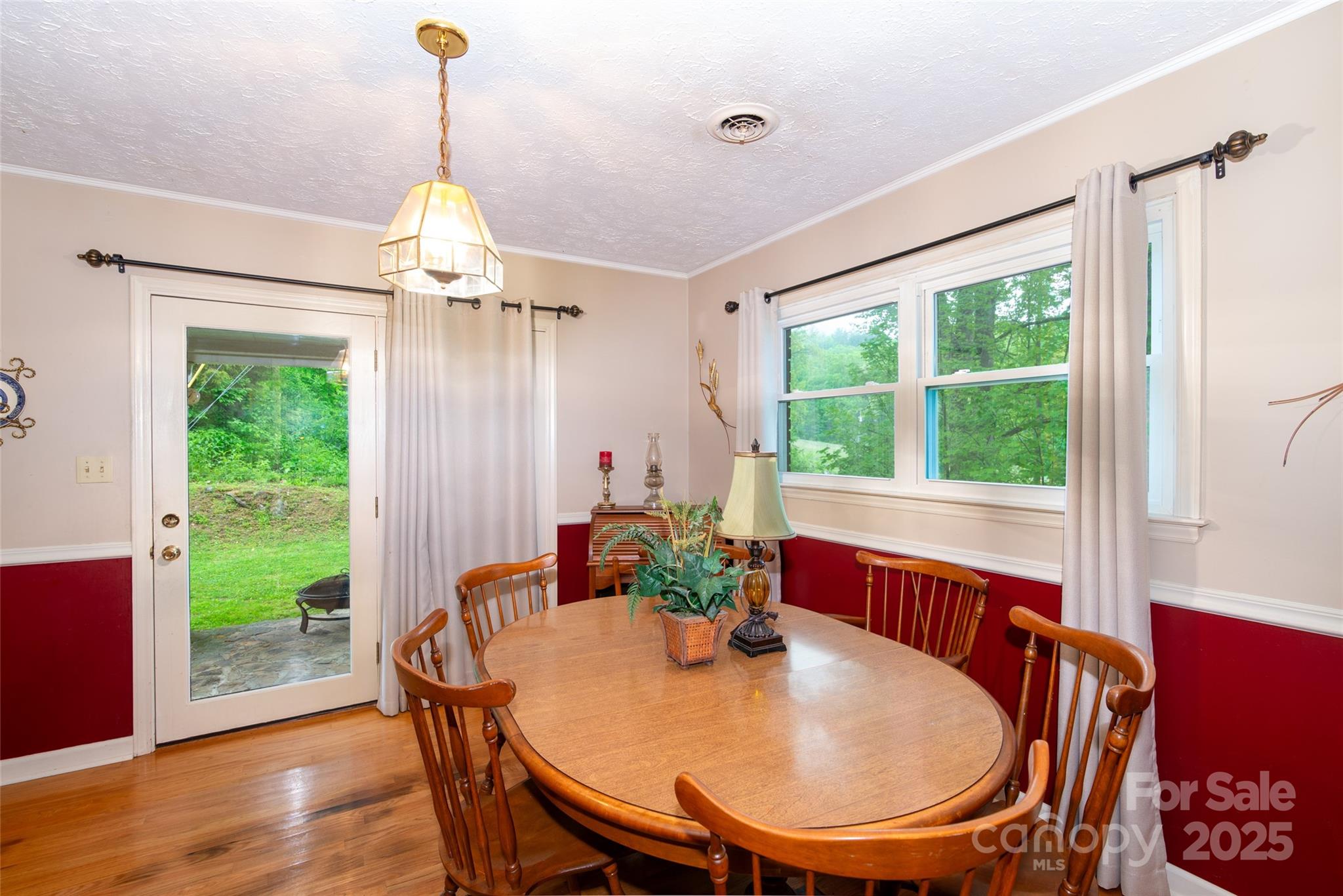 220 Frosty Ridge Road Property Photo 4