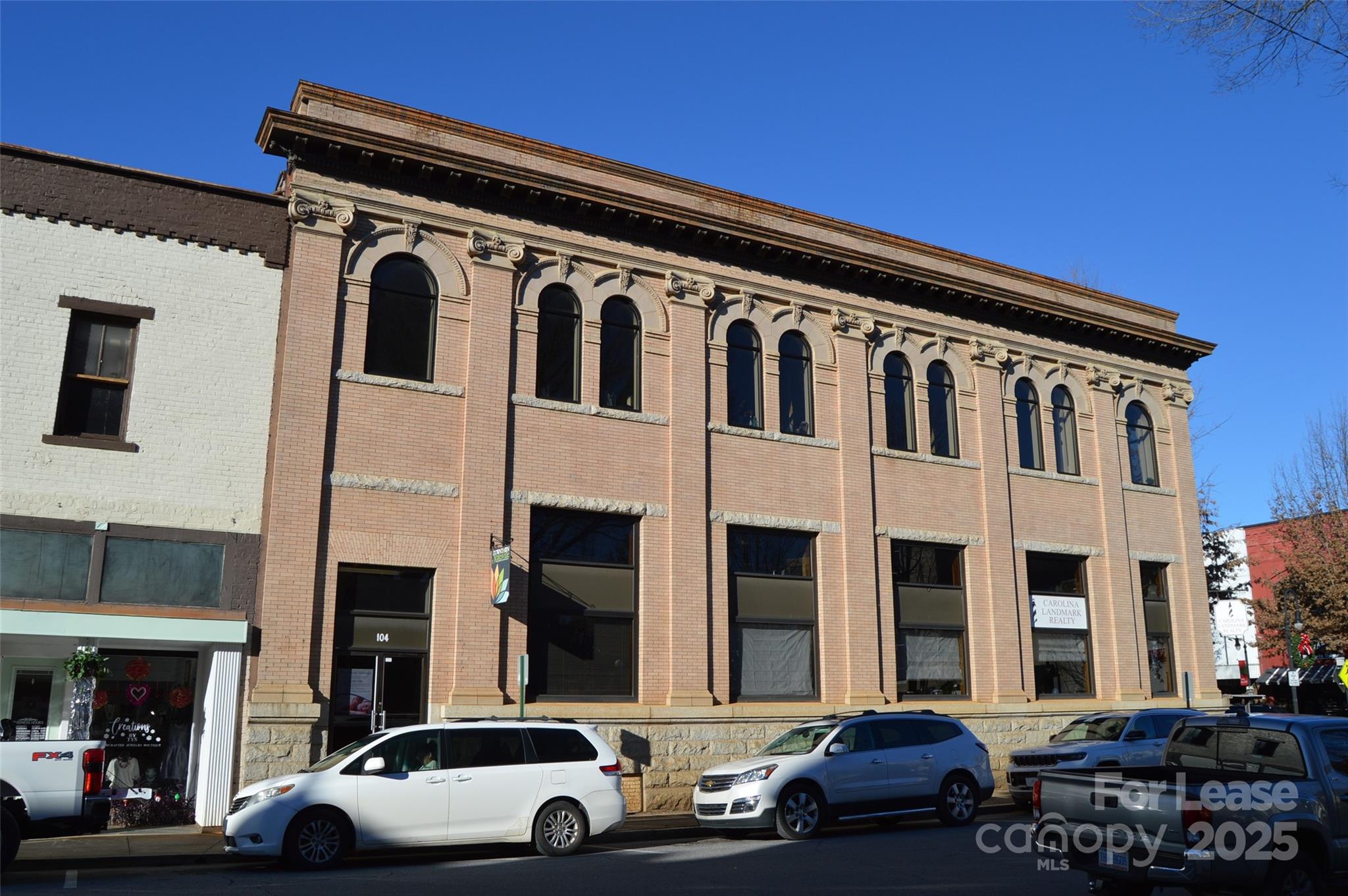 104 Court Street Property Photo 1