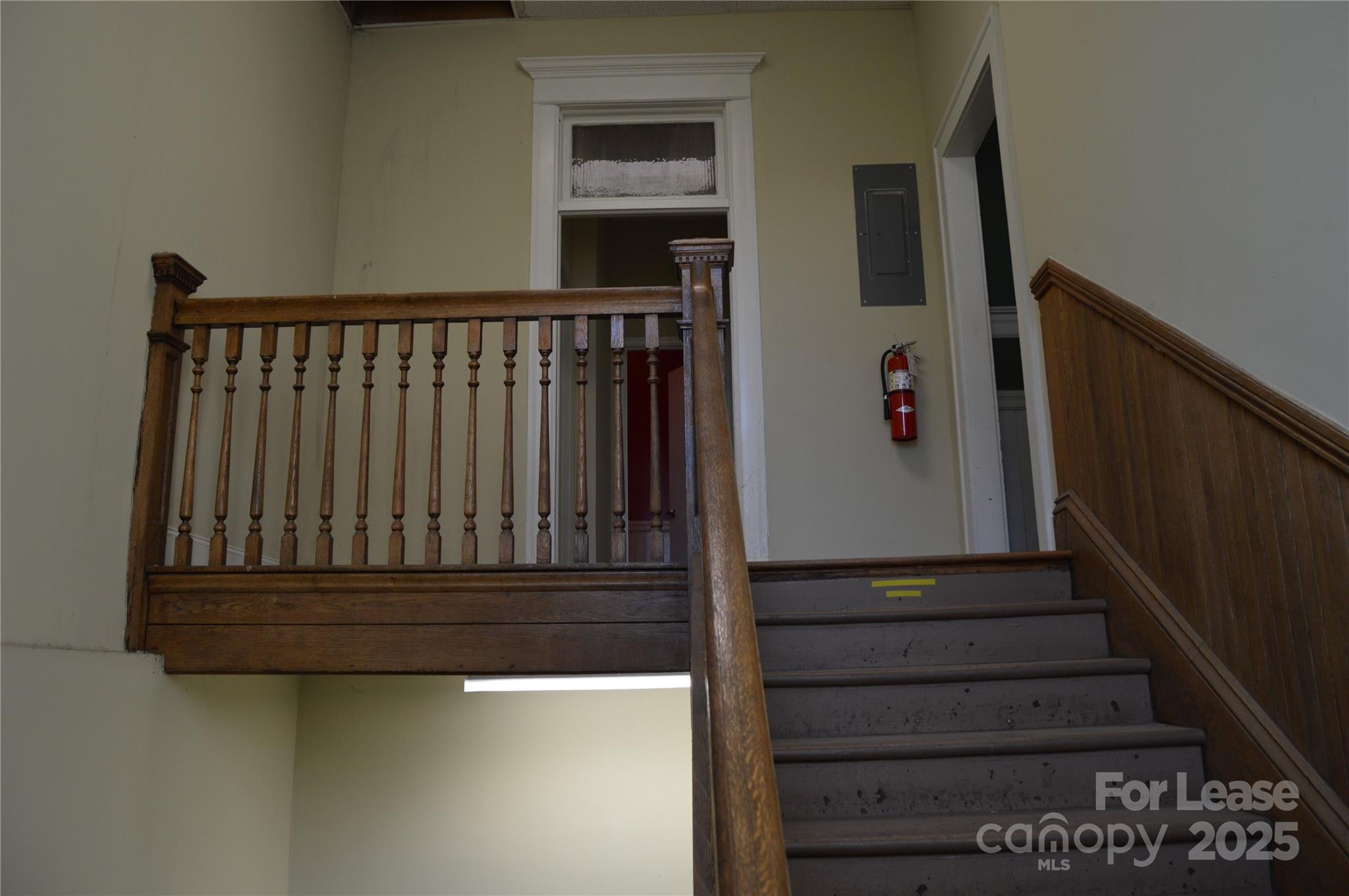 104 Court Street Property Photo 4