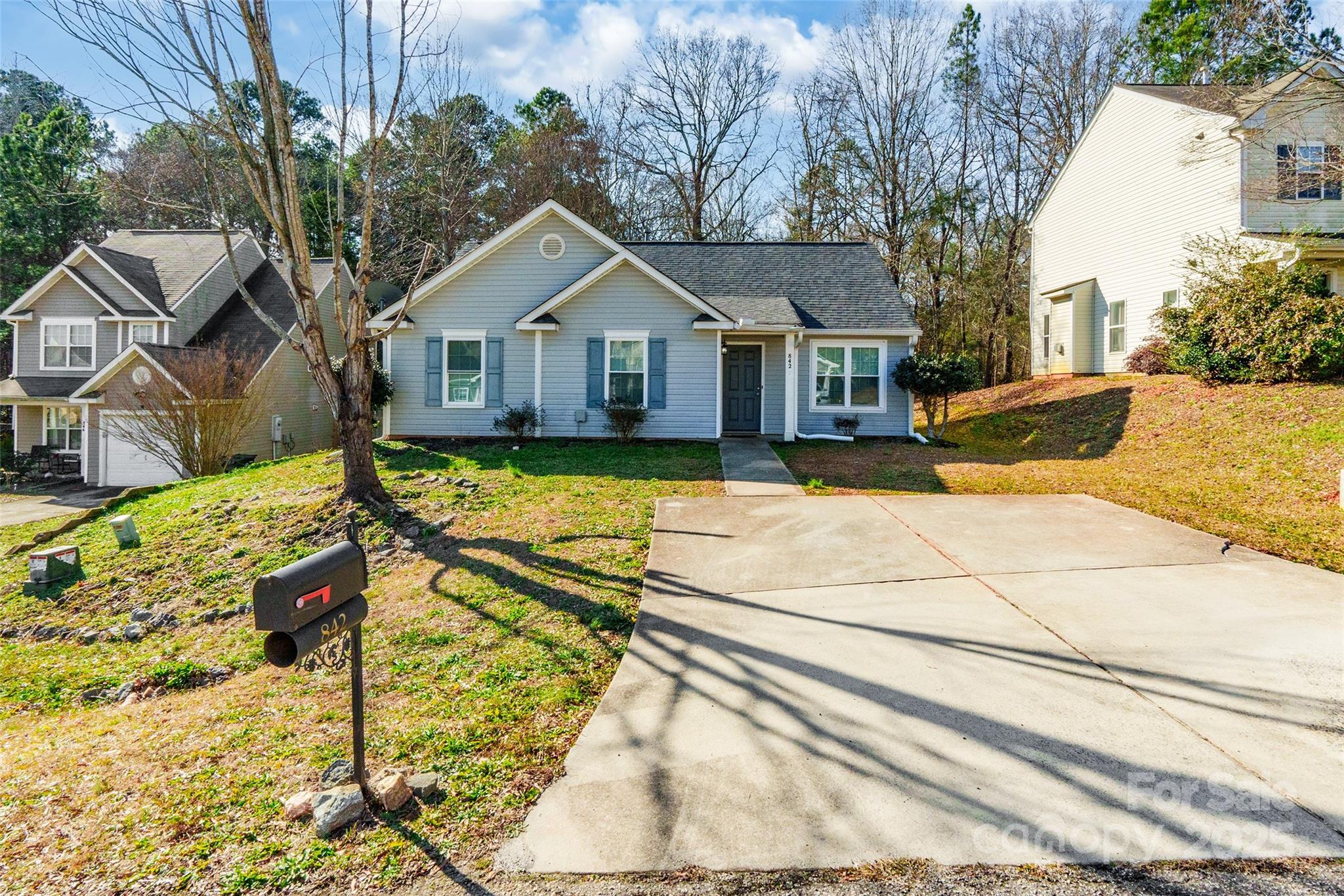 842 Wilcrest Court Property Photo