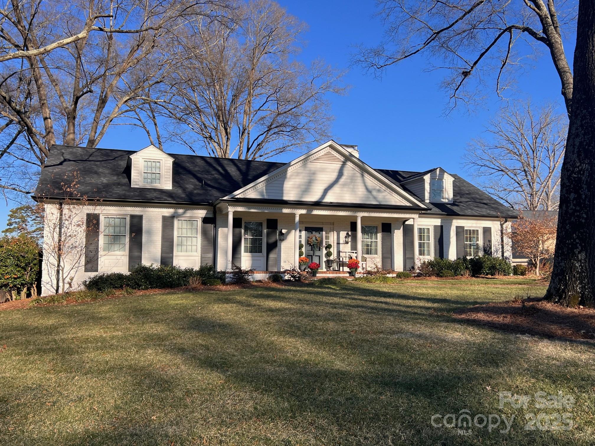 526 Confederate Avenue Property Photo