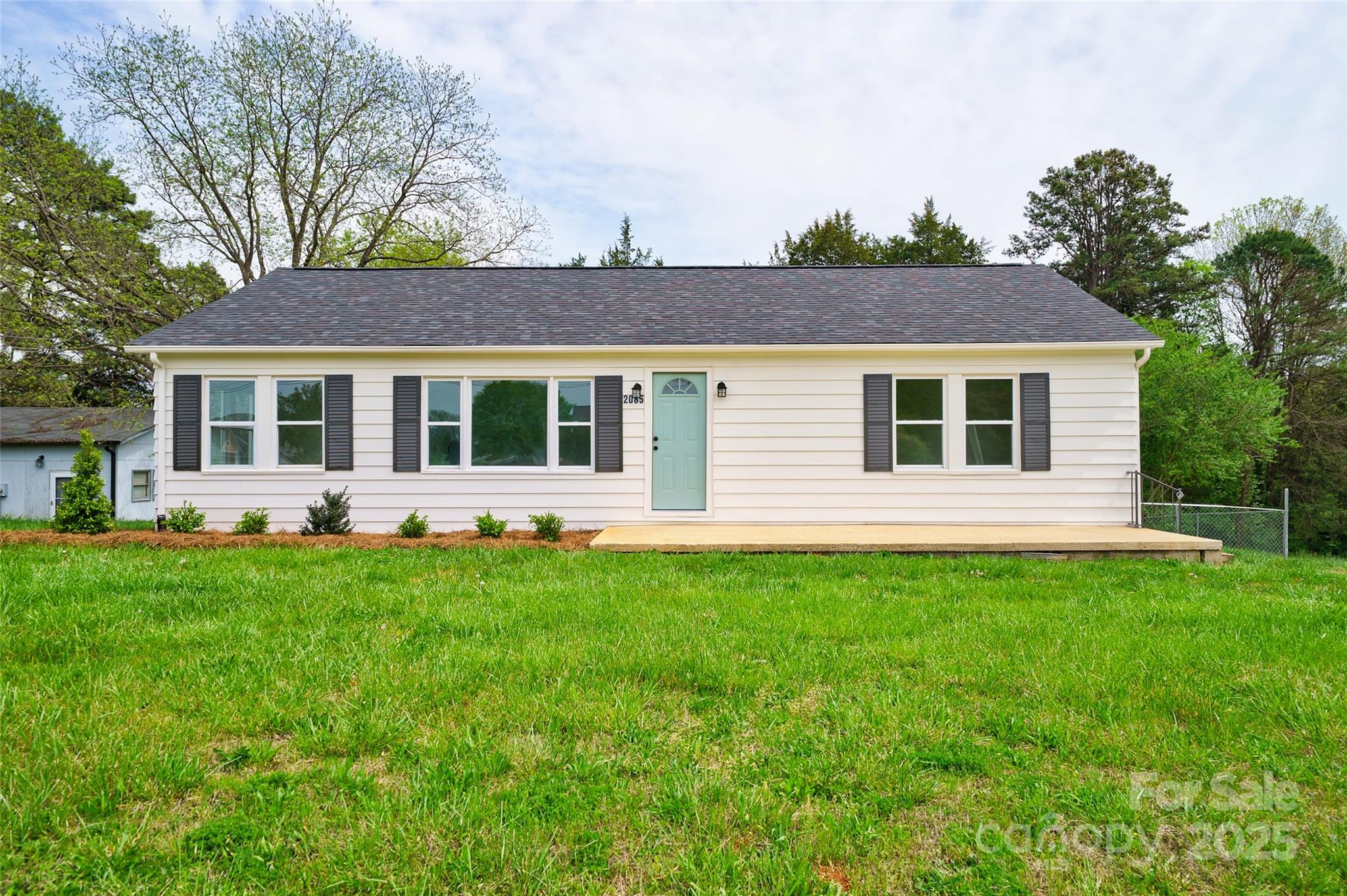 2085 Faith Road Property Photo