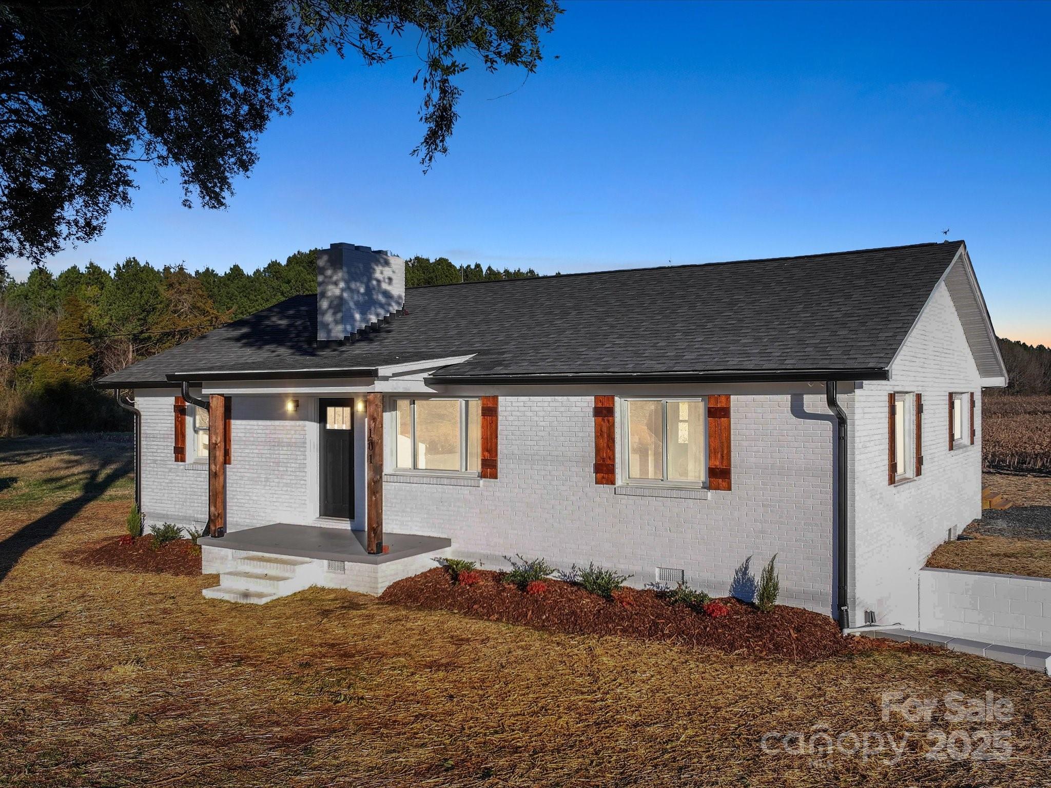 101 S Moose Road Property Photo