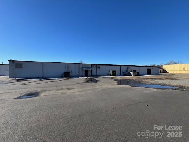 1243 E Garner Bagnal Boulevard Property Photo 3