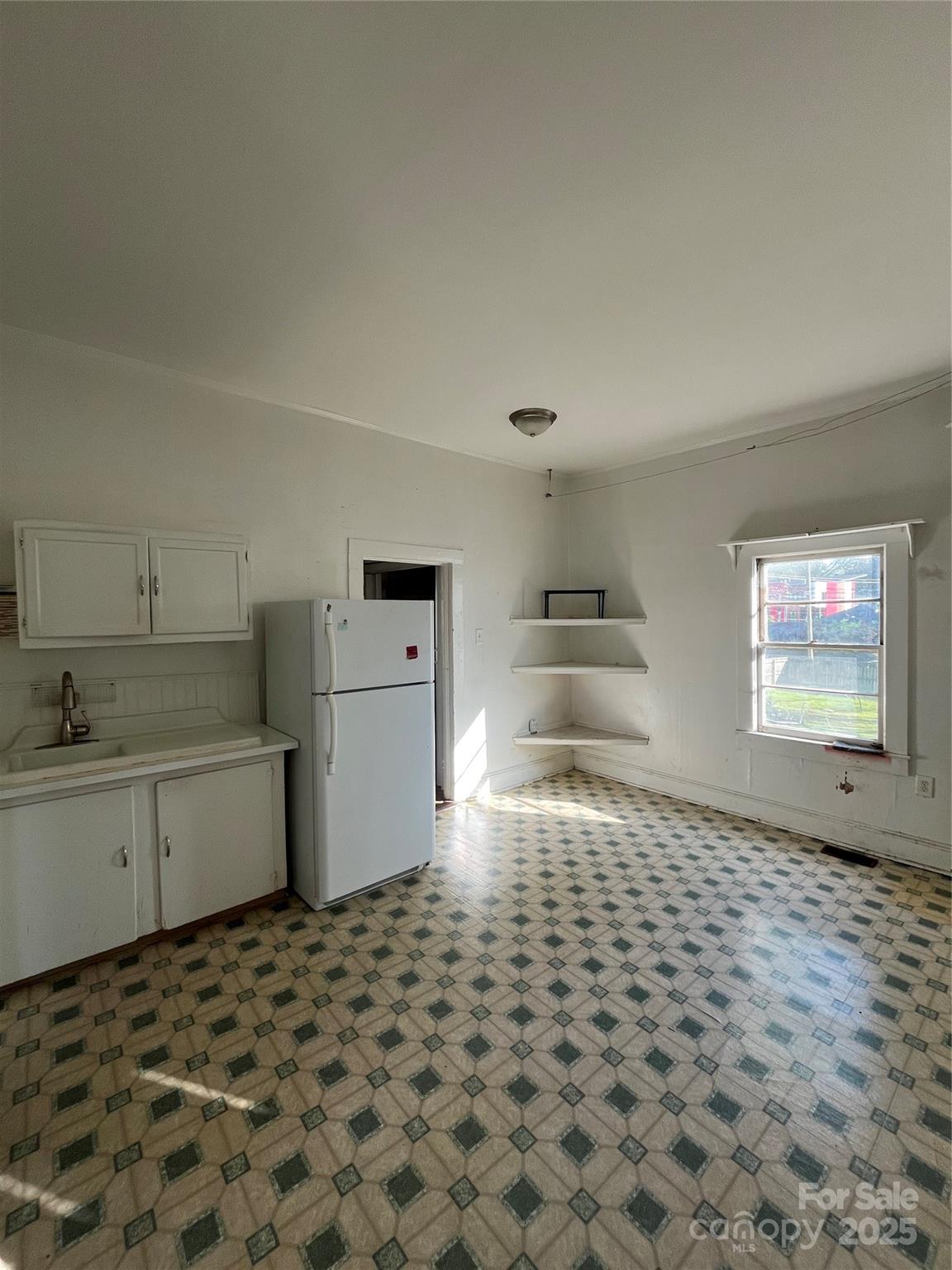 2824 N Brevard Street Property Photo 14