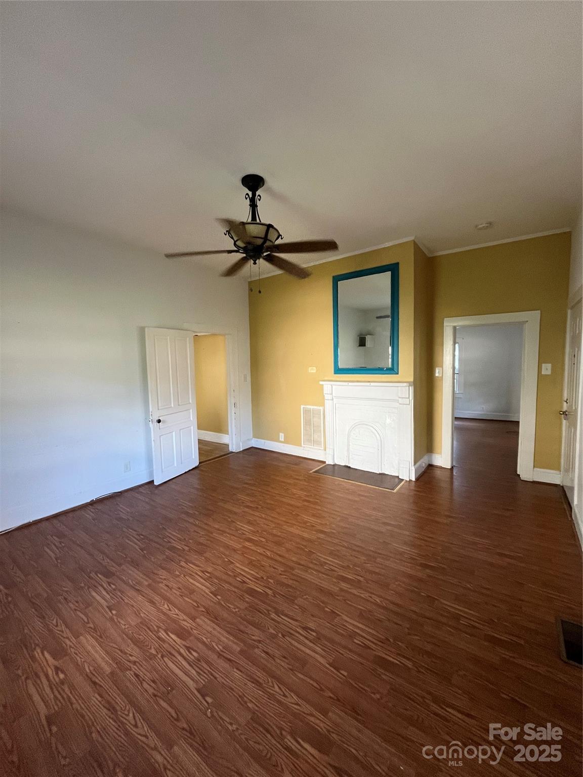 2824 N Brevard Street Property Photo 19