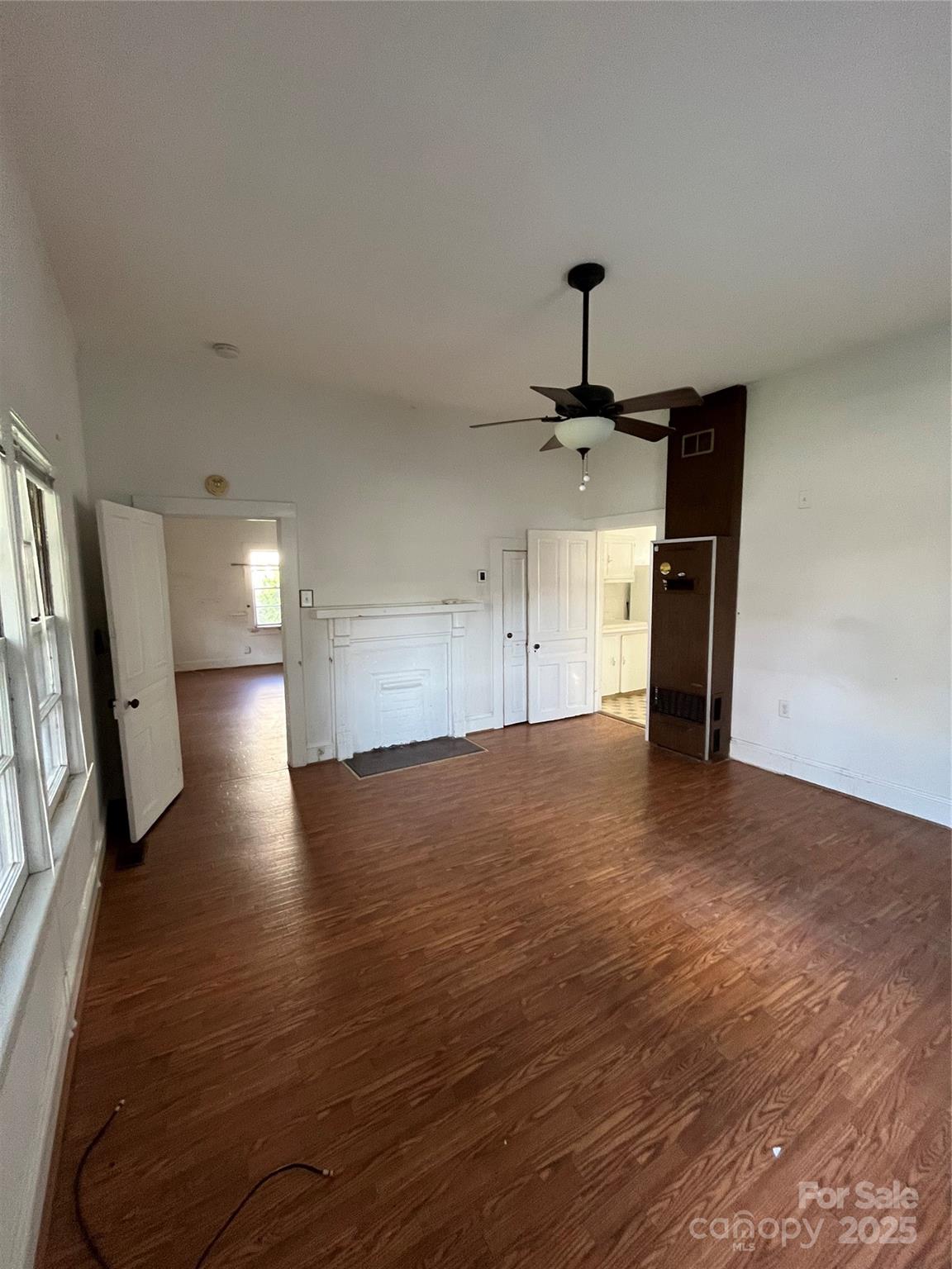 2824 N Brevard Street Property Photo 23