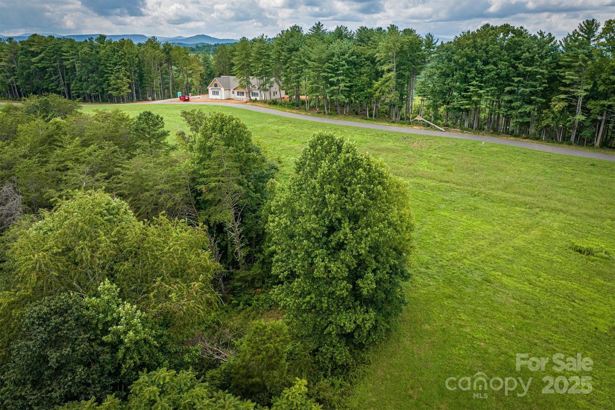 2071 Thoroughbred Way G19 Property Photo 6