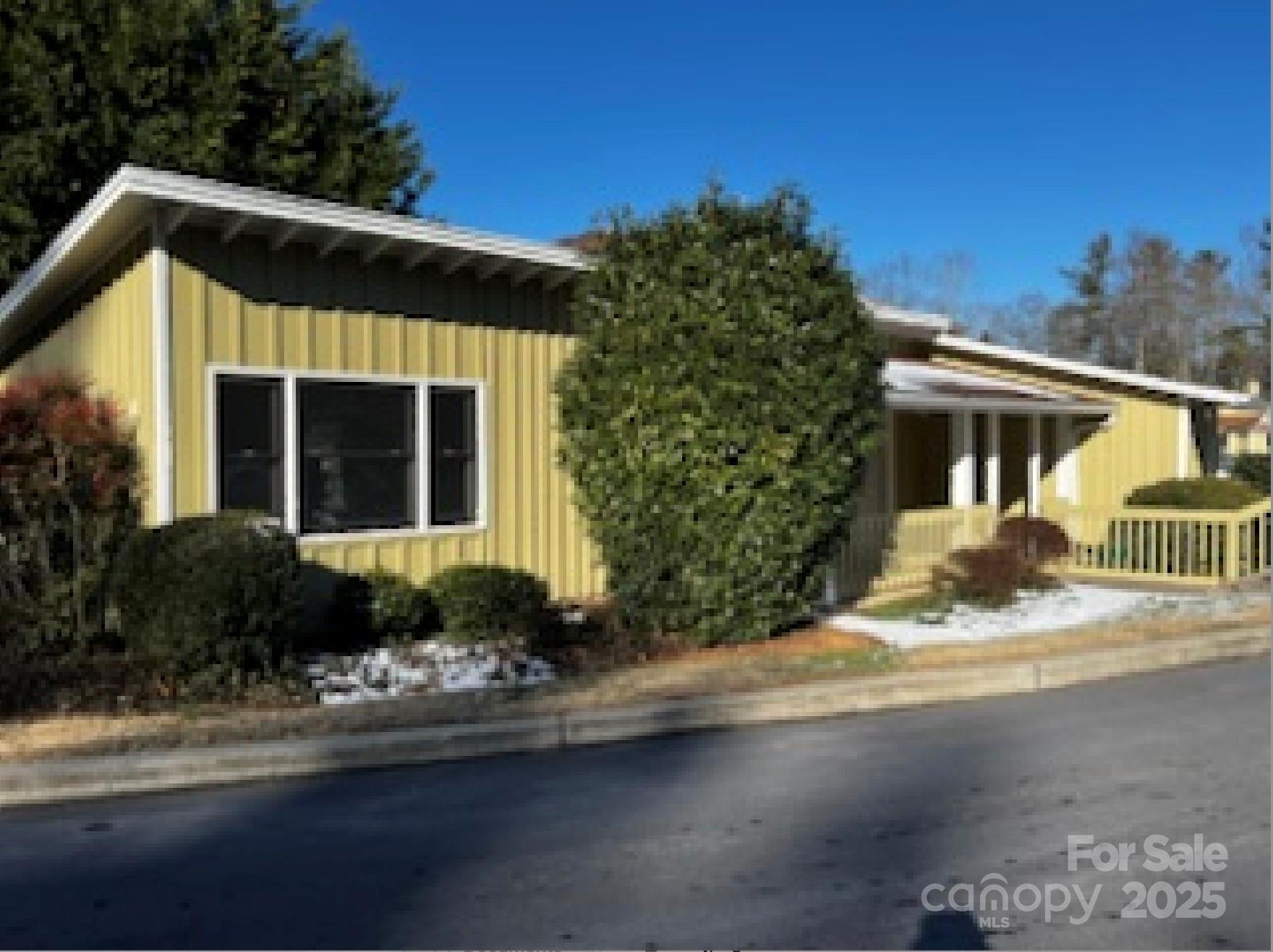 110 Heywood Road 20 Property Photo