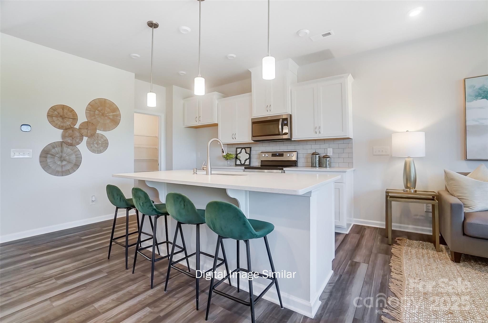 6409 Mallow Crossing Lane Property Photo