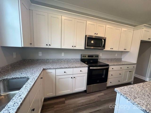 610 Carolina Avenue Property Photo