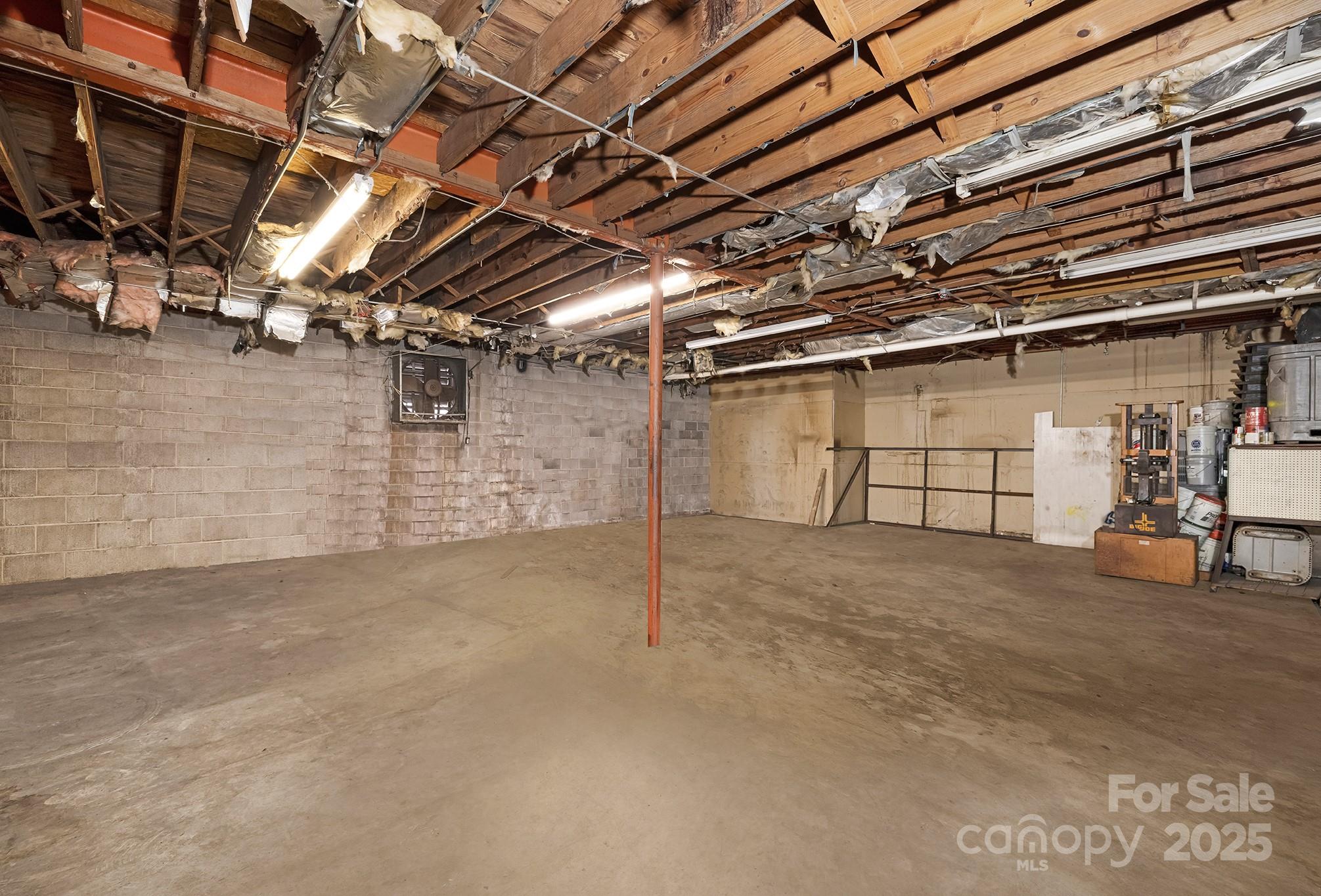 2129 Cherry Road Property Photo 14