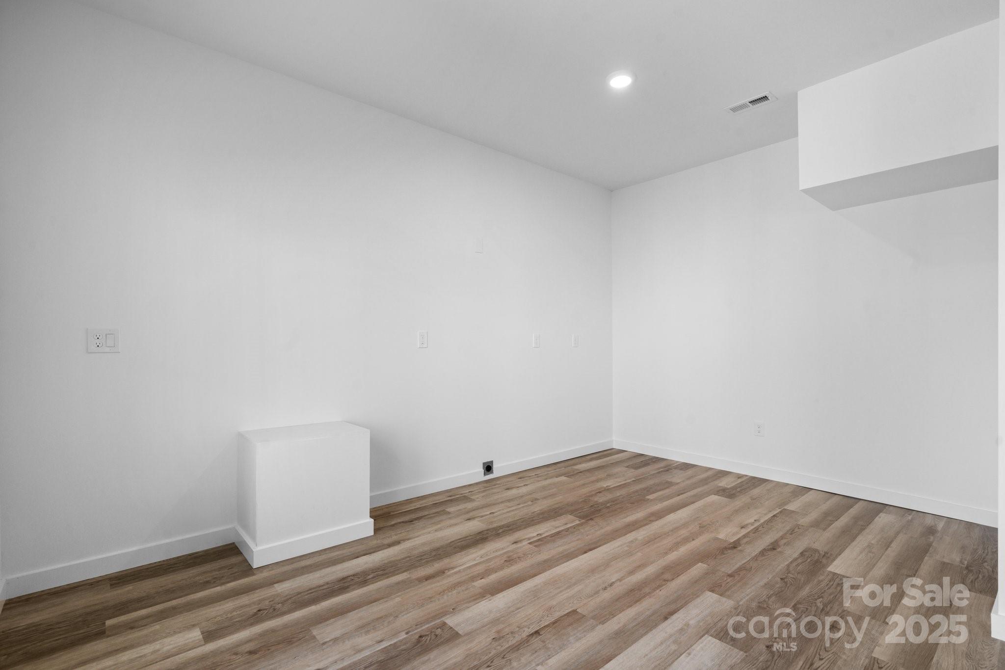 115 Brentwood Drive Property Photo 26